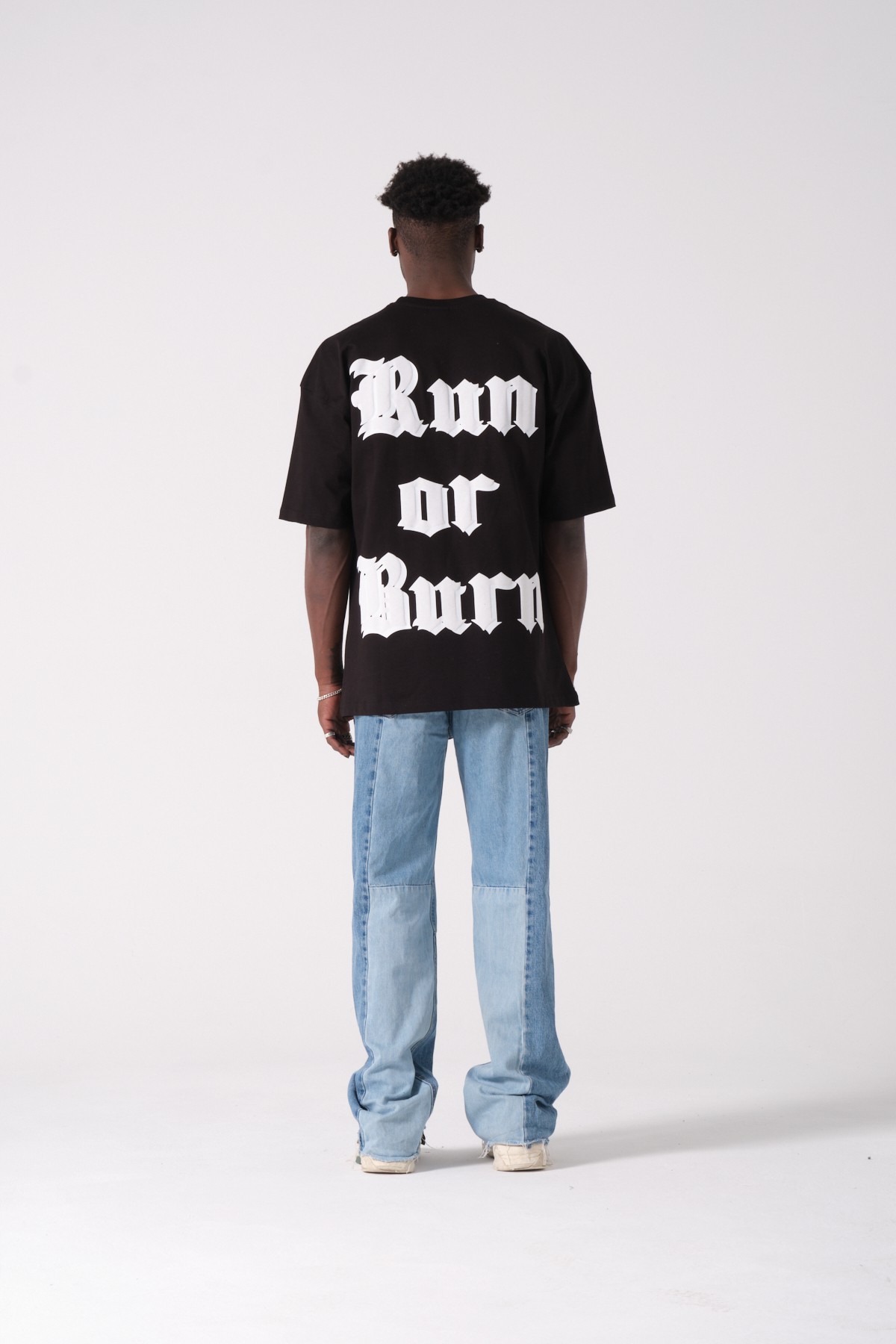 Run or Burn Baskılı Oversize T-shirt - Siyah