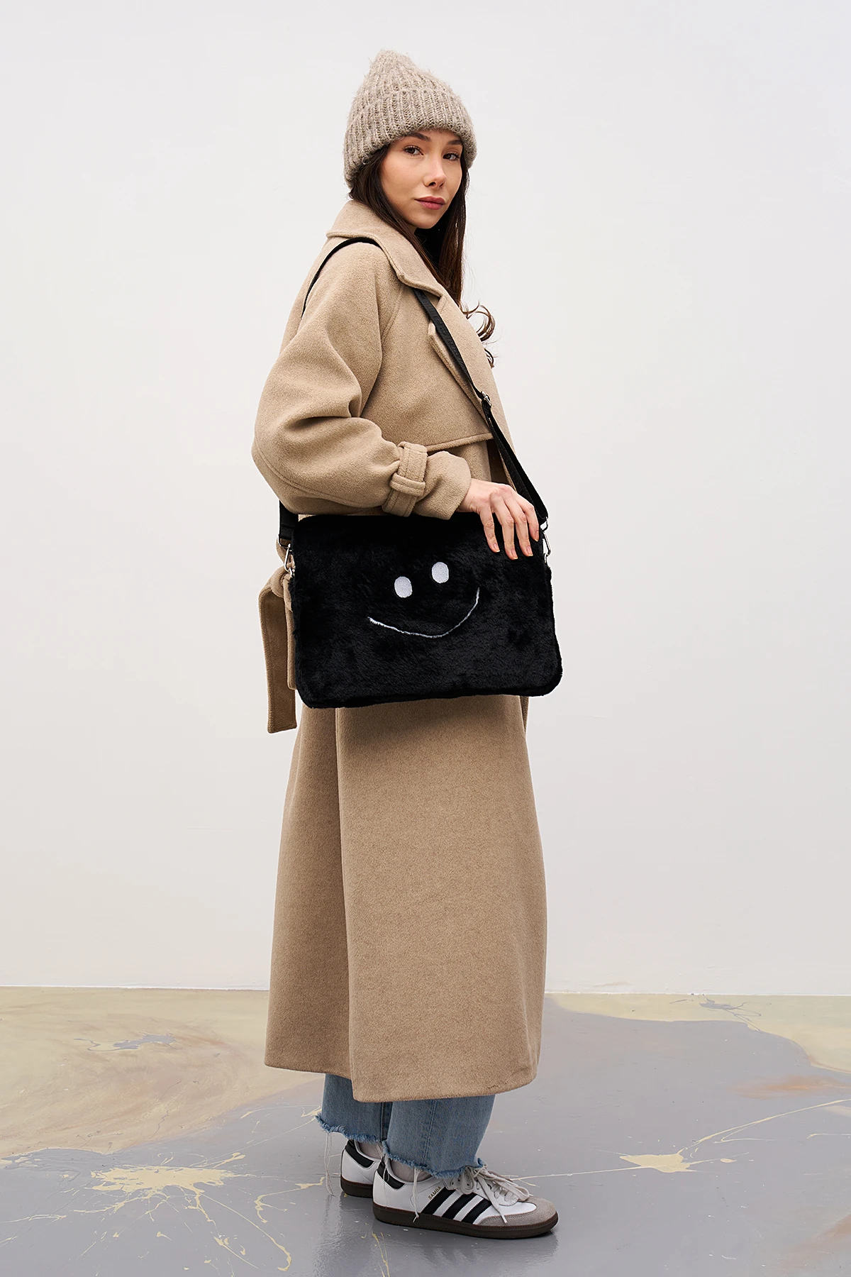 Smile Laptop Kılıfı 13" & 14" İnç Uyumlu - Siyah