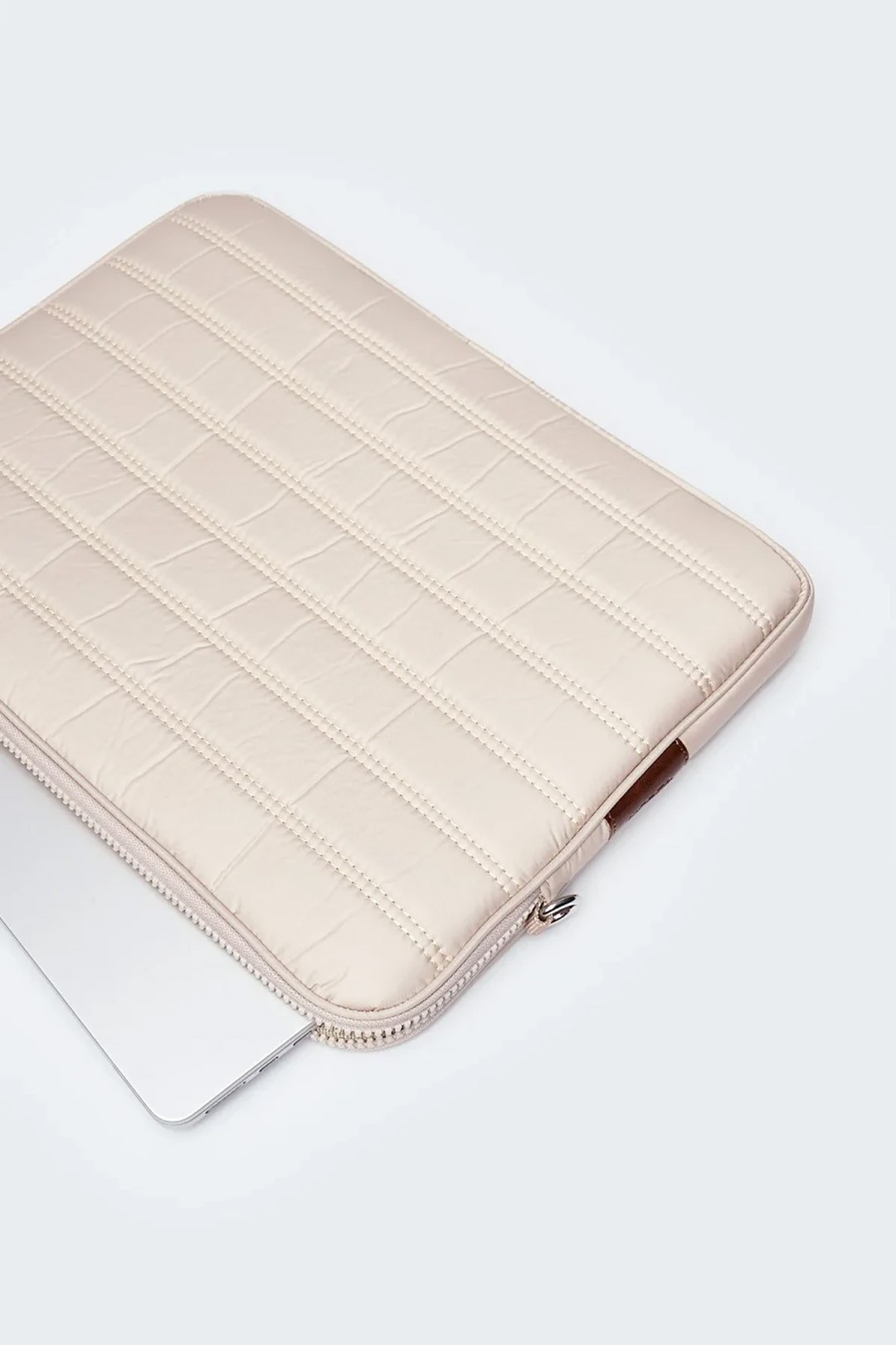 Su Geçirmez Kumaş Laptop Kılıfı 15.6 & 16 Inç - Bej