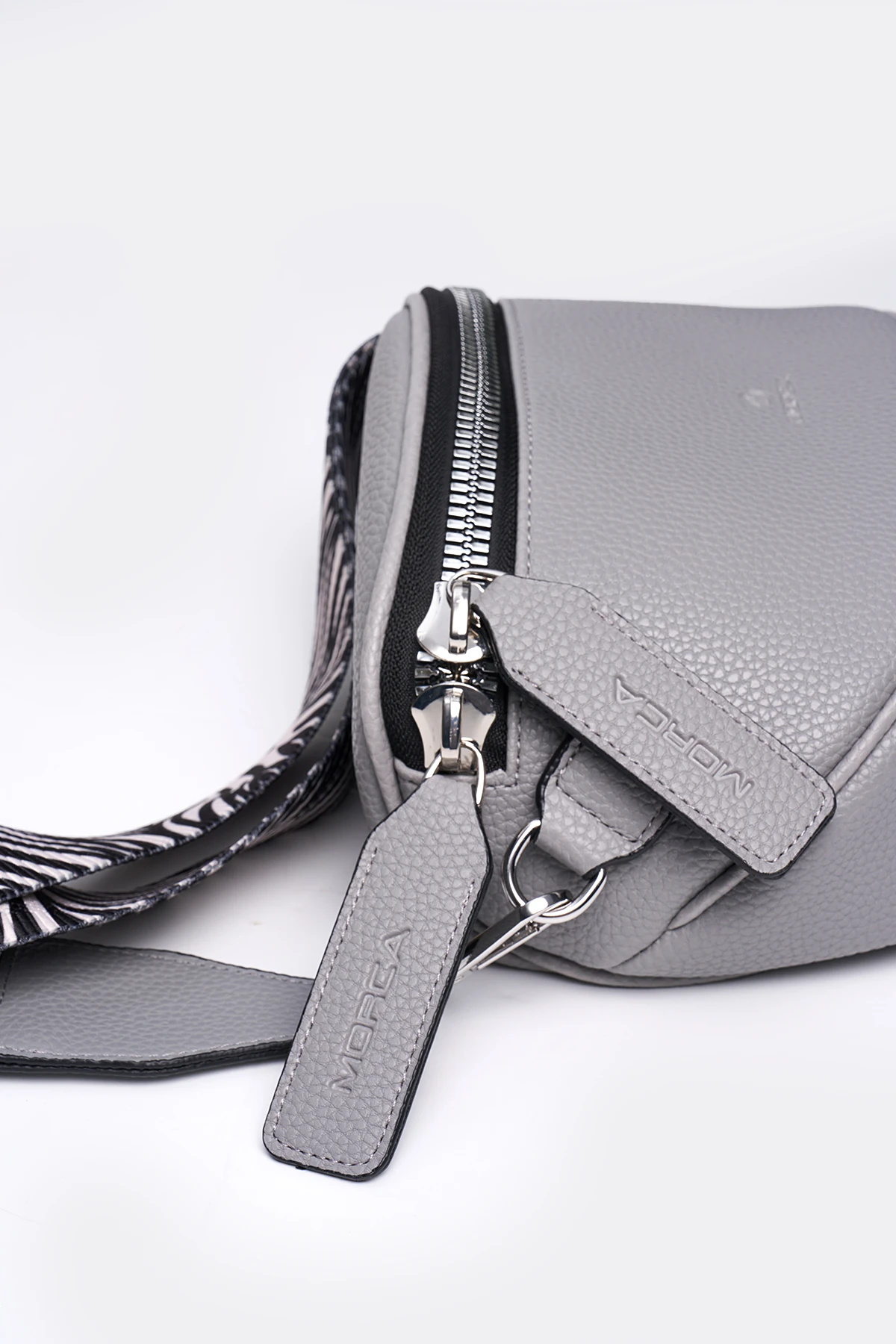 Çapraz Askılı Kadın Vücut Çantası & Body Bag - Gri