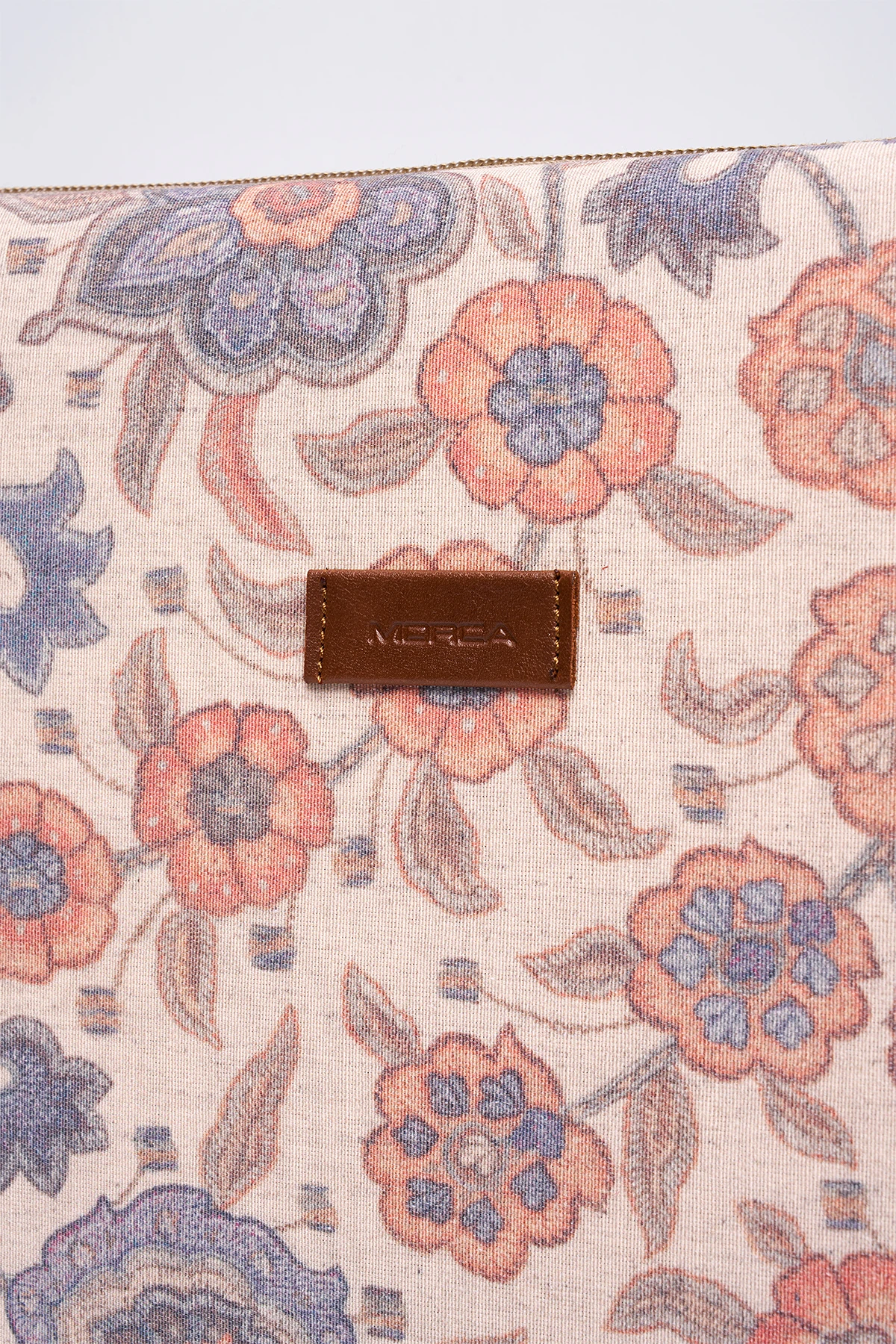 Kapitone Laptop Kılıfı 15" & 16" İnç Antik