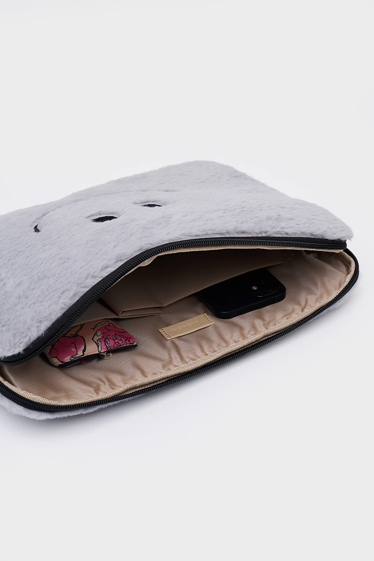 Smile Laptop Kılıfı 13" & 14" İnç Uyumlu - Duman