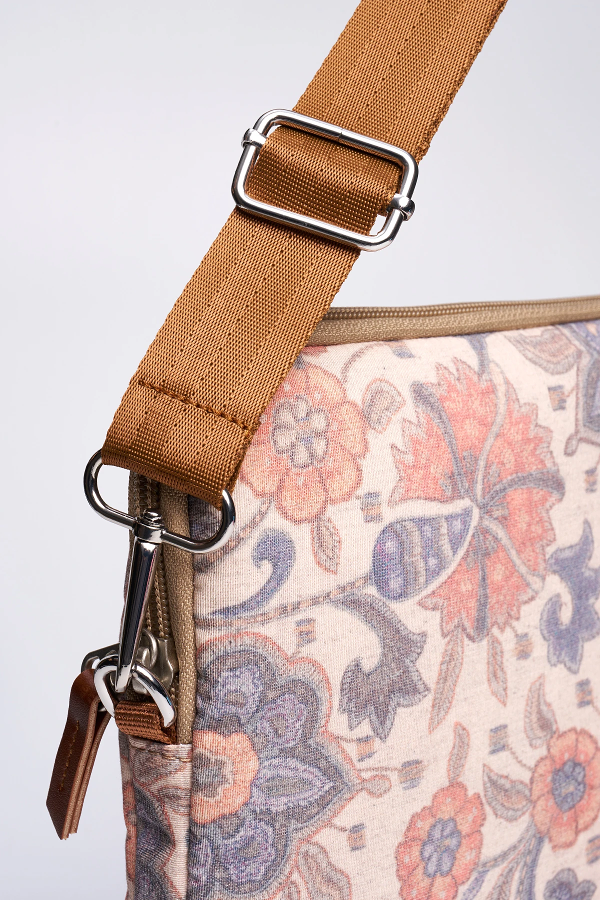 Kapitone Laptop Kılıfı 15" & 16" İnç Antik