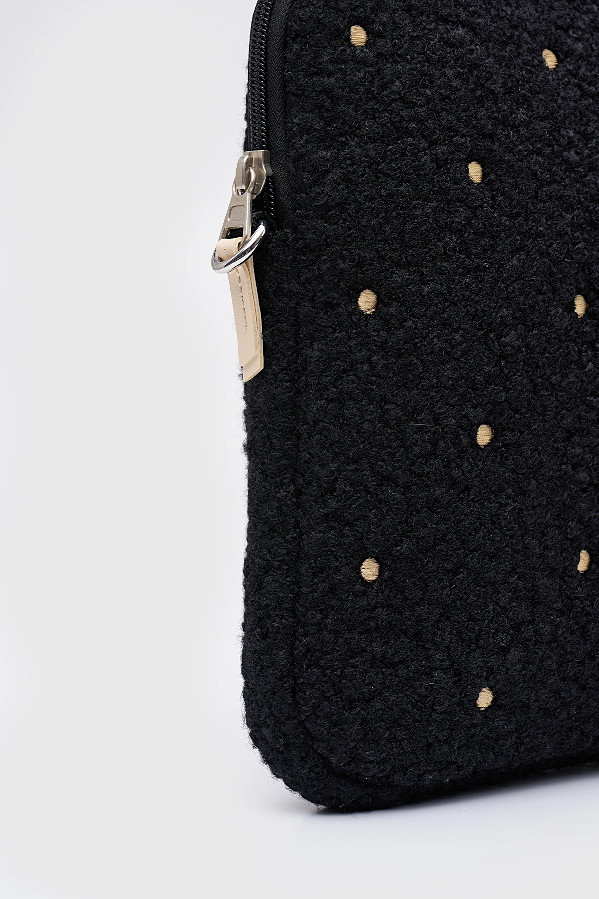 Puantiyeli Laptop Kılıfı 13" & 14" İnç Uyumlu - Siyah