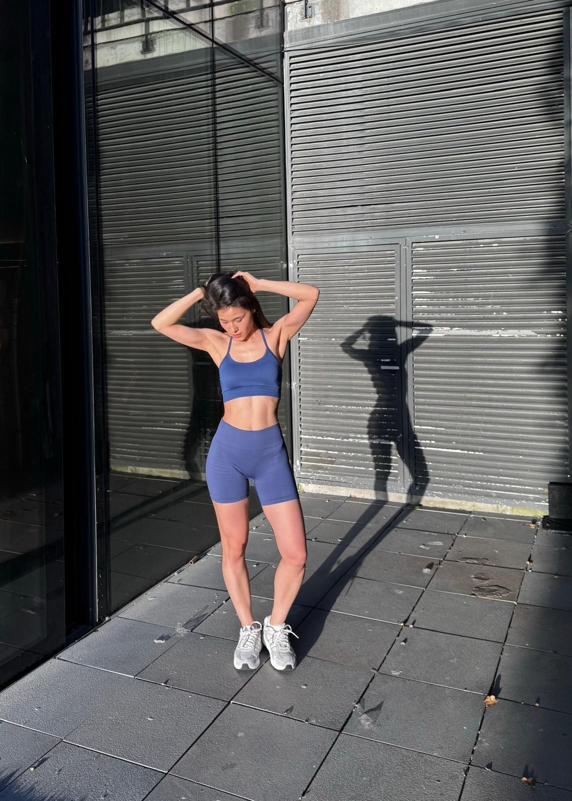 Çapraz Sırt Detaylı Destekli Spor Büstiyer-Şort Takım - İndigo