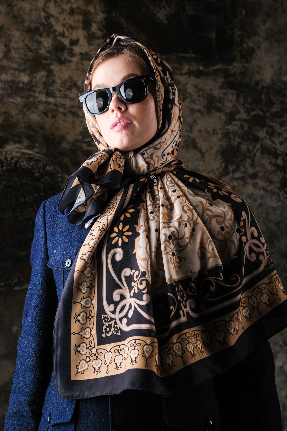 Noor Desen Soft Vual Şal Gold Siyah