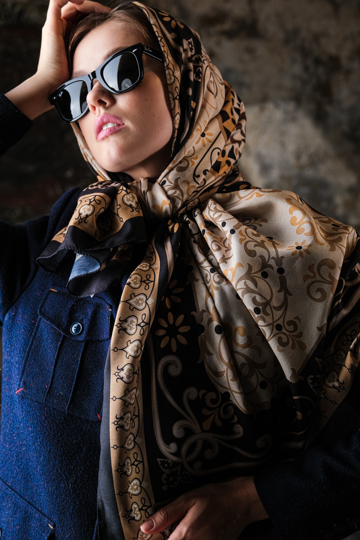 Noor Desen Soft Vual Şal Gold Siyah
