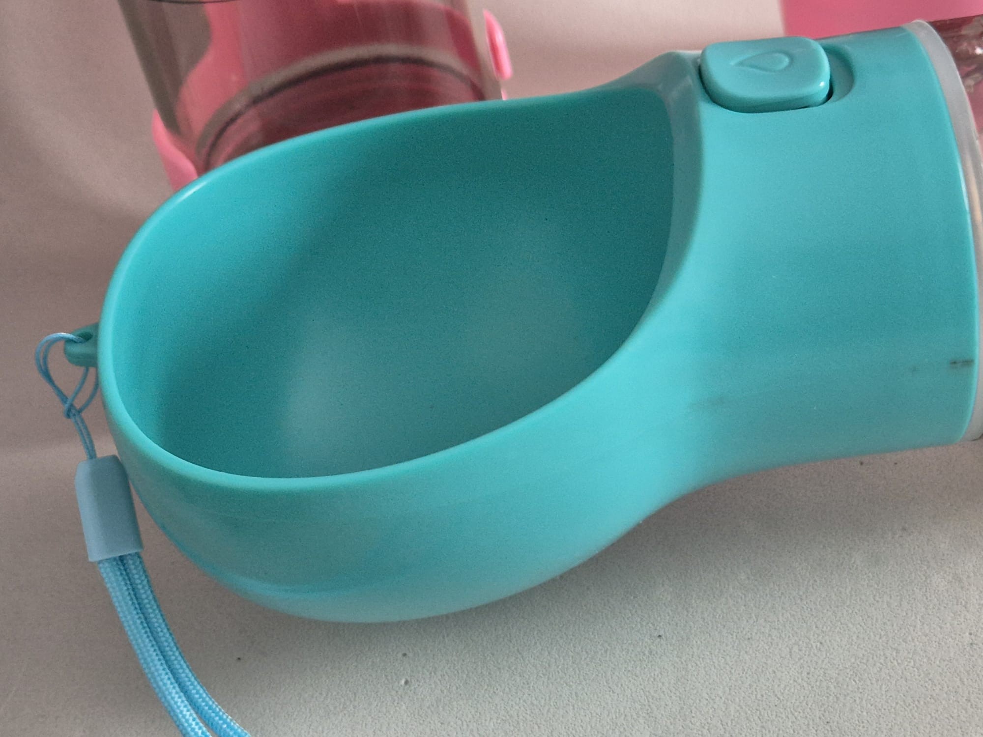Fonksiyonel Kedi Köpek Suluğu /Mama-Su-Dışkı Poşeti Seti 300ml (İthal Ürün)