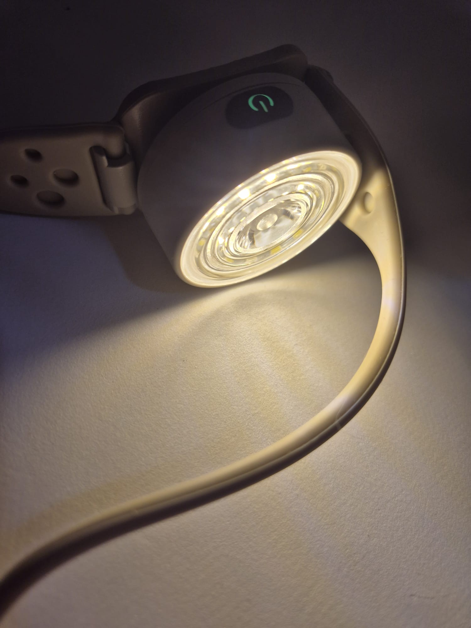Kamp, Bisiklet, Yürüyüş, Acil Durumlar Için Güçlü Hareket Sensörlü Kafa Lambası USB Şarj Edilebilir Özellik