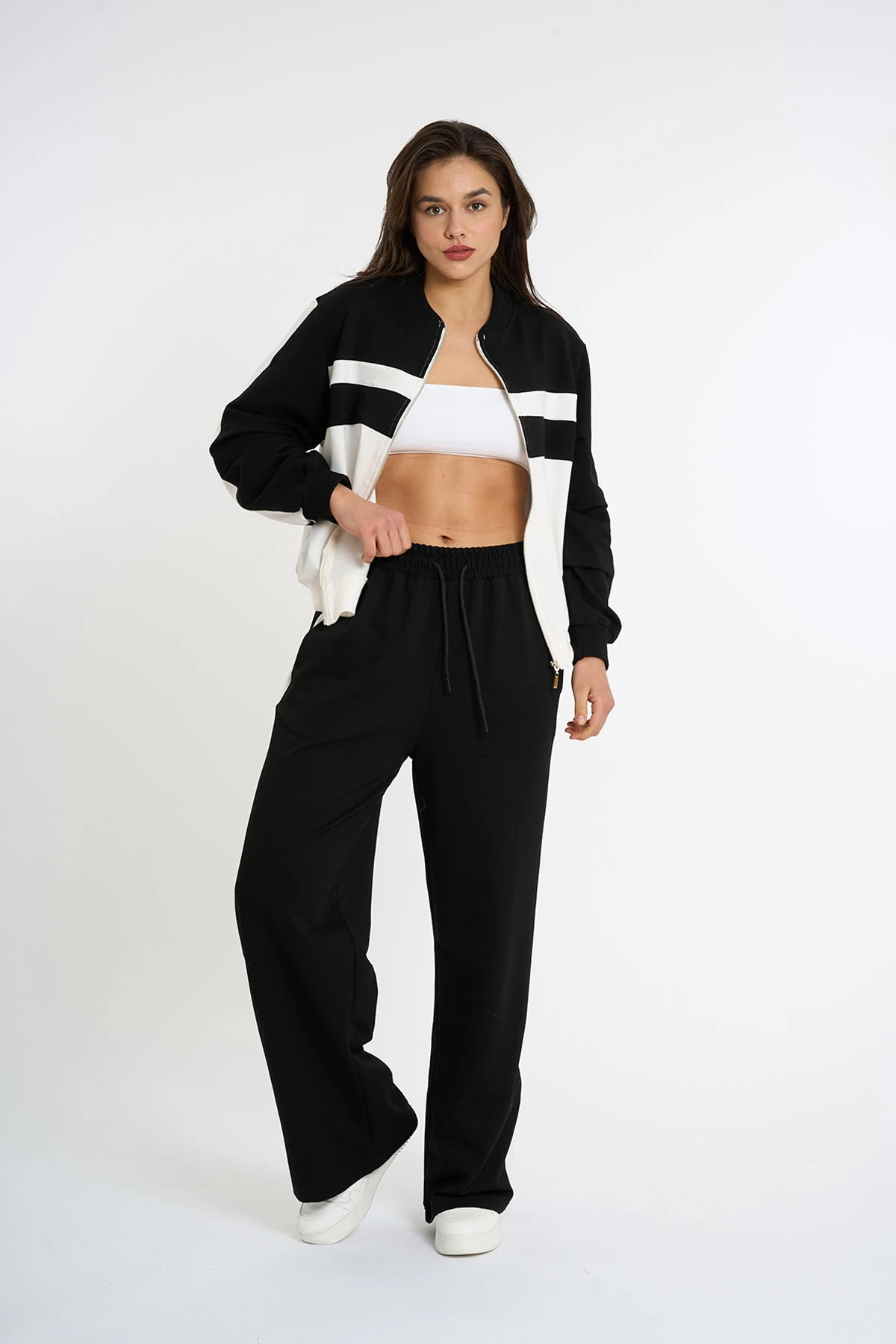 Şerit Detaylı Eşofman Takımı - BLK