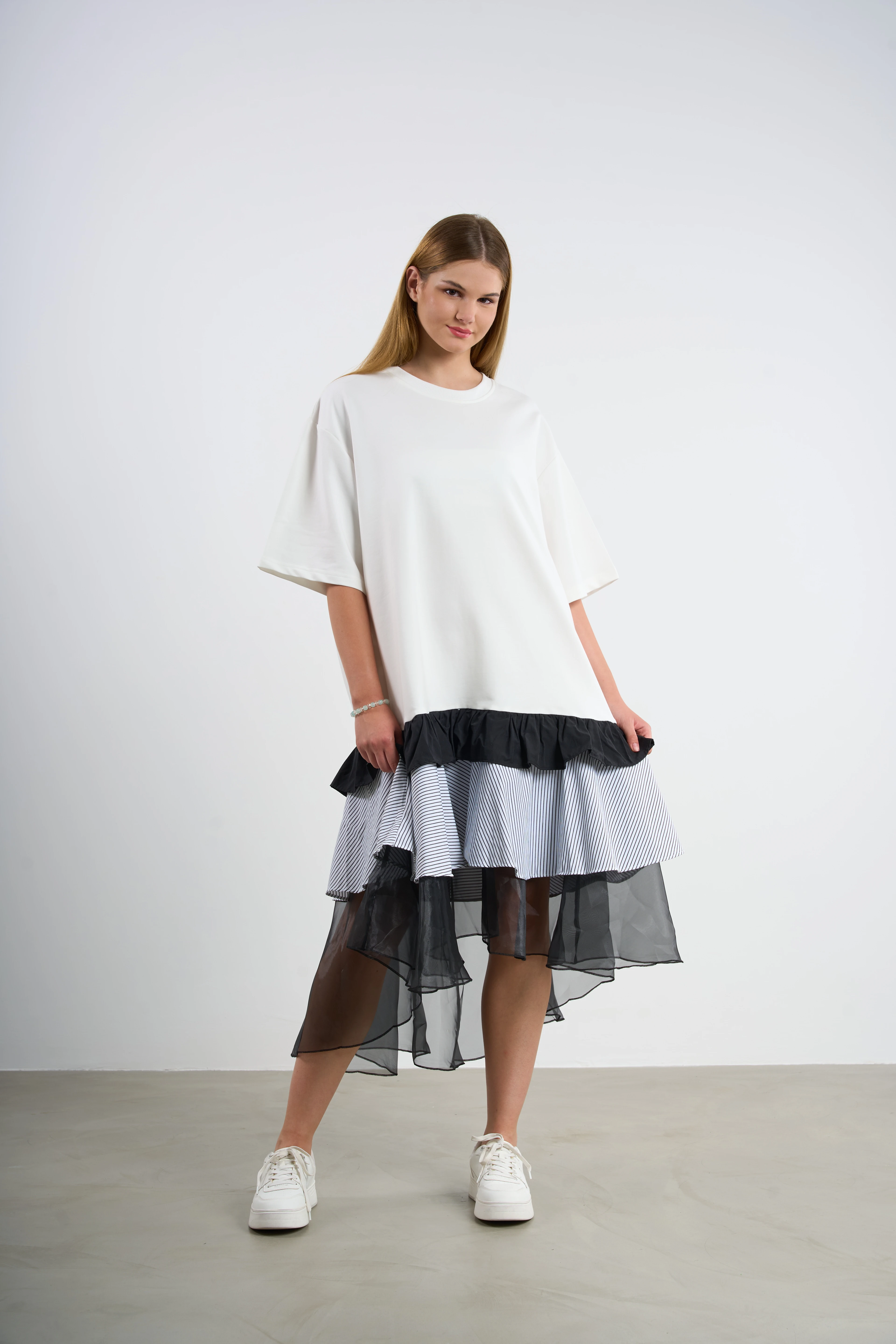 Robe d'été en jersey à manches courtes avec jupe en tulle - WHT