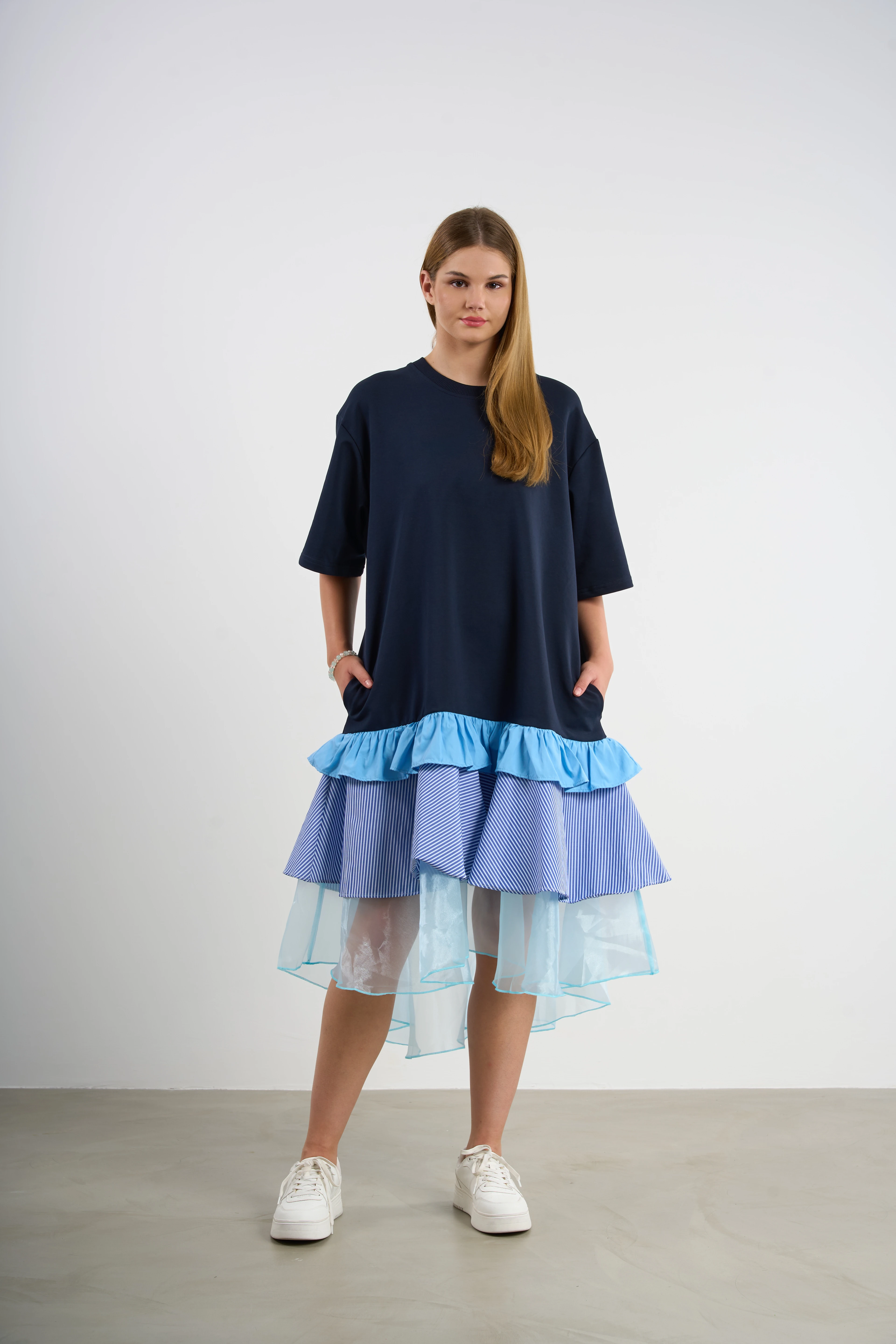 Robe d'été en jersey à manches courtes avec jupe en tulle - NBL