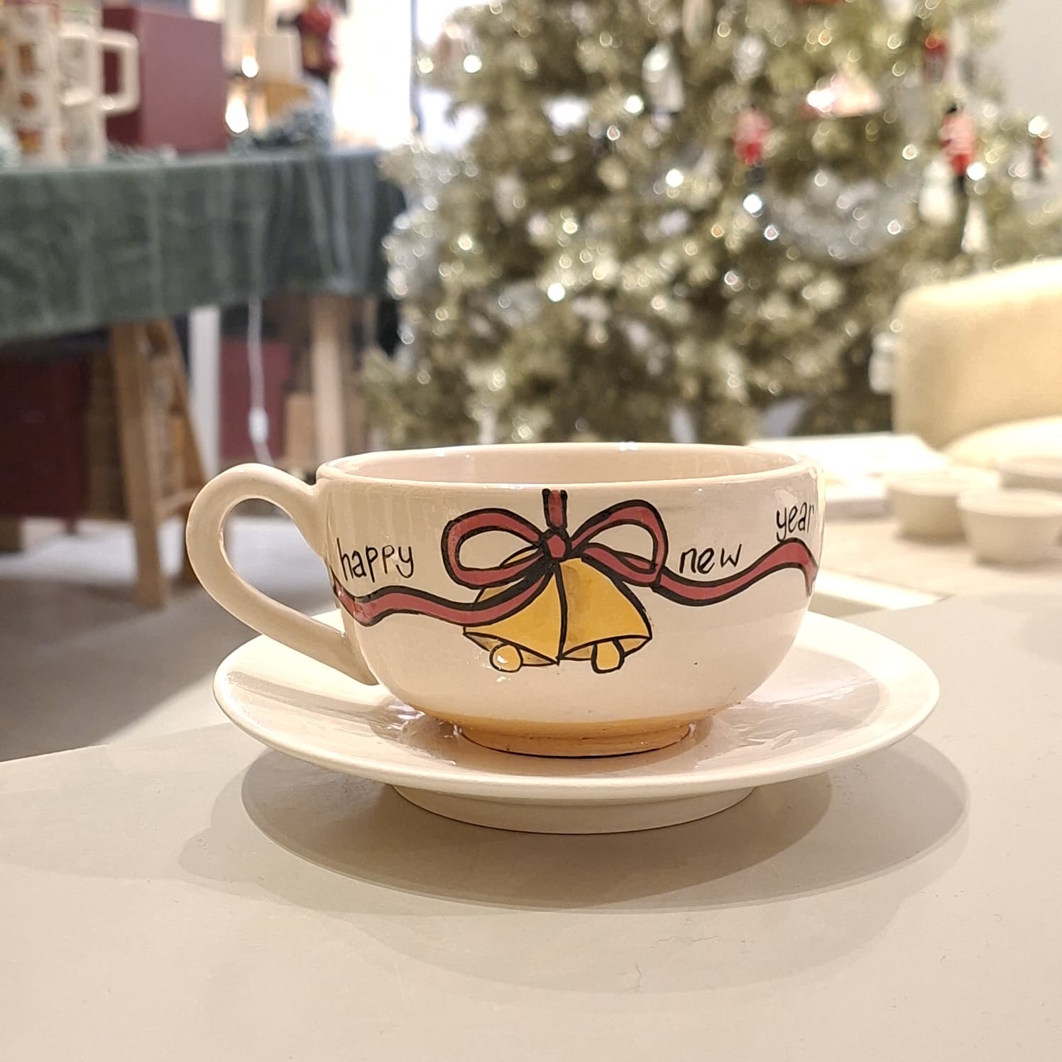 El Yapımı Seramik Kupa Yılbaşı