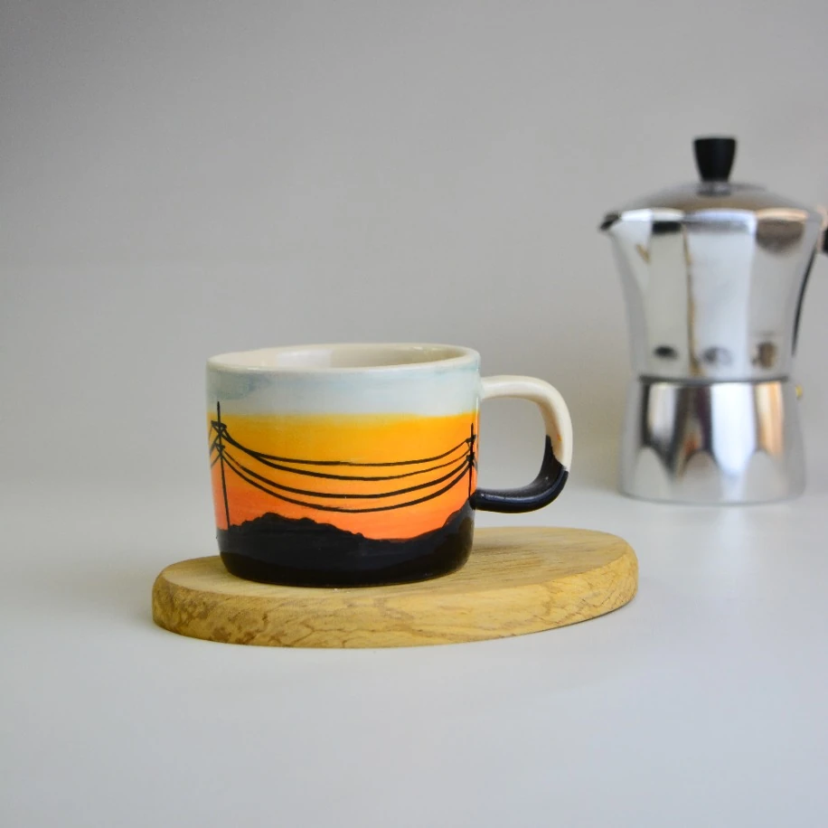 El yapımı seramik kupa DİZEM