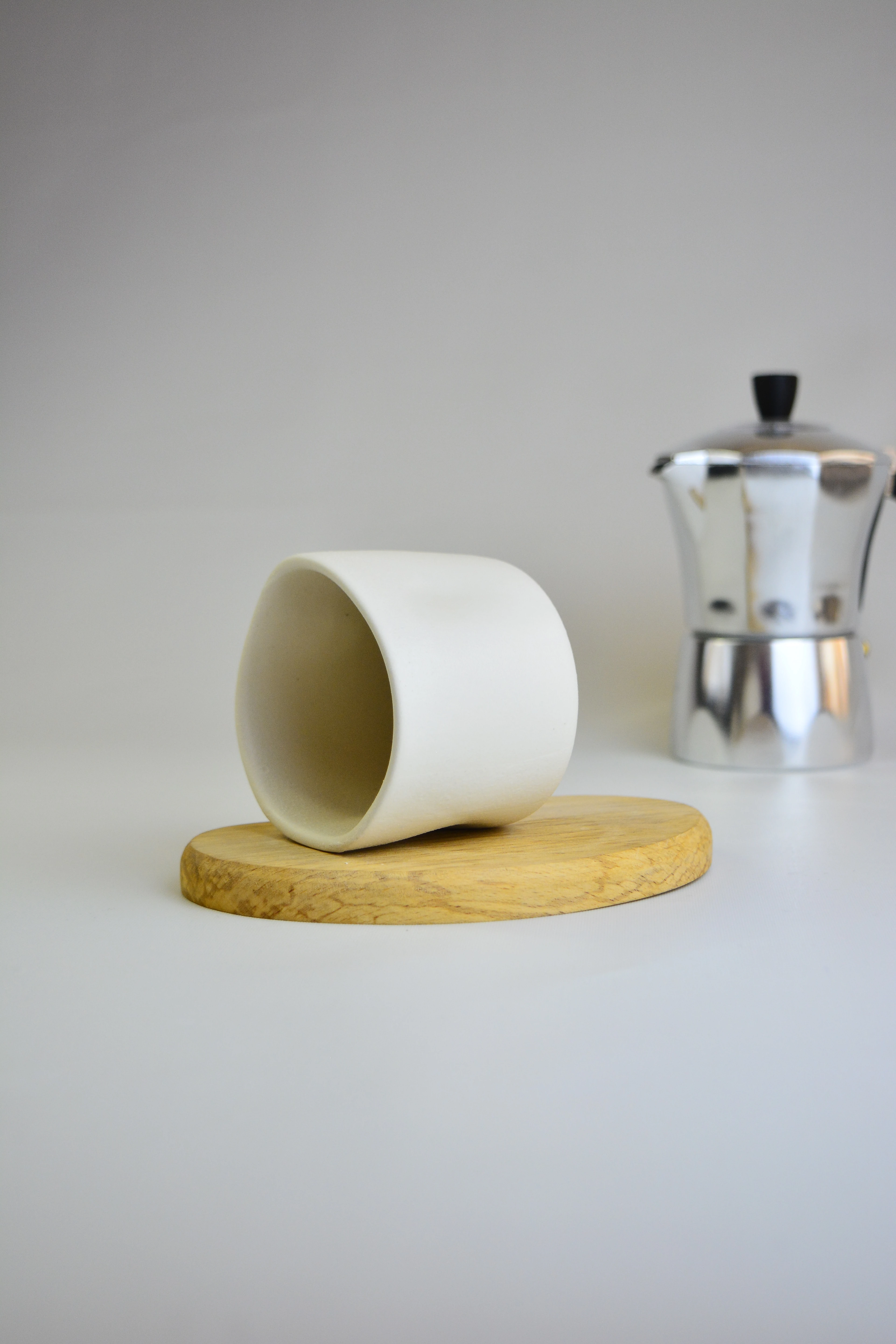 El Yapımı Seramik Kupa Beyaz