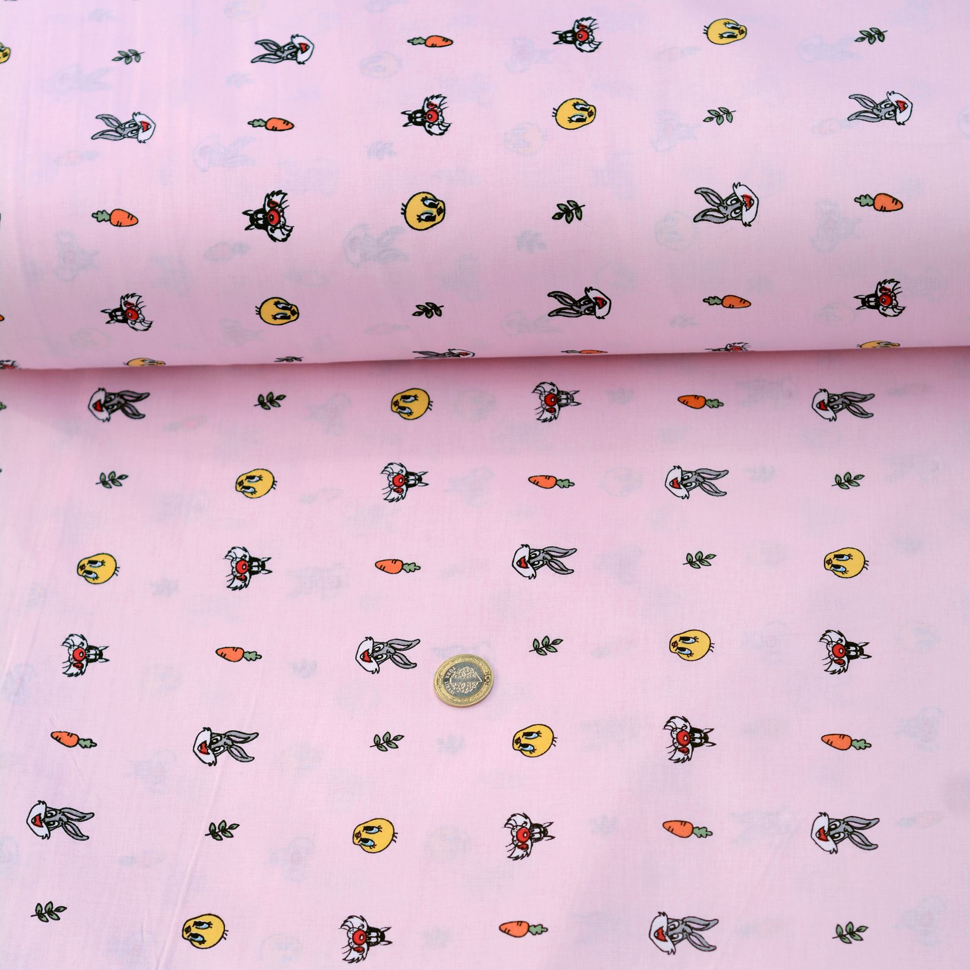 Pembe Çizgi Film Poplin Kumaş