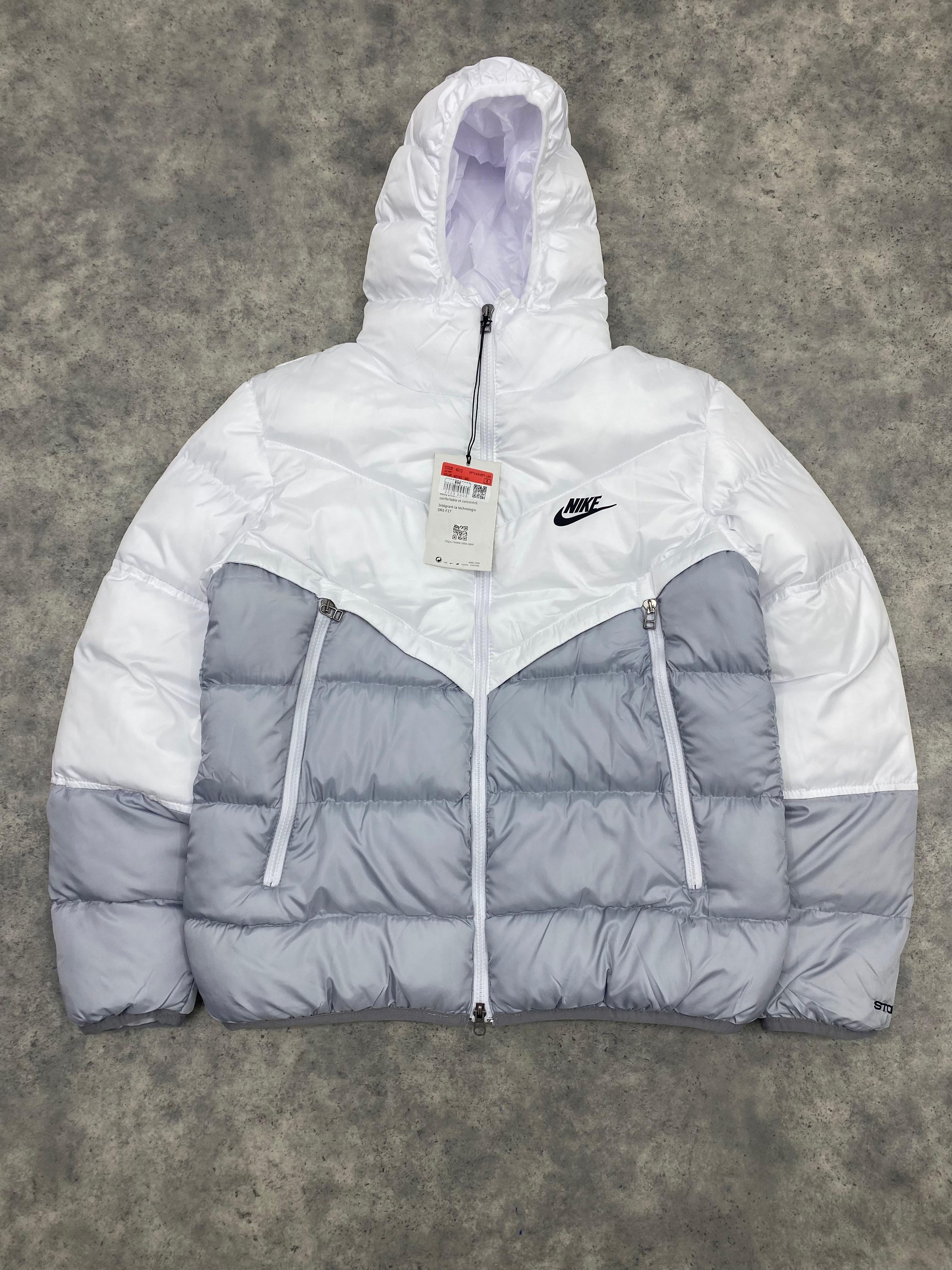 Nike Puffer Mont Beyaz