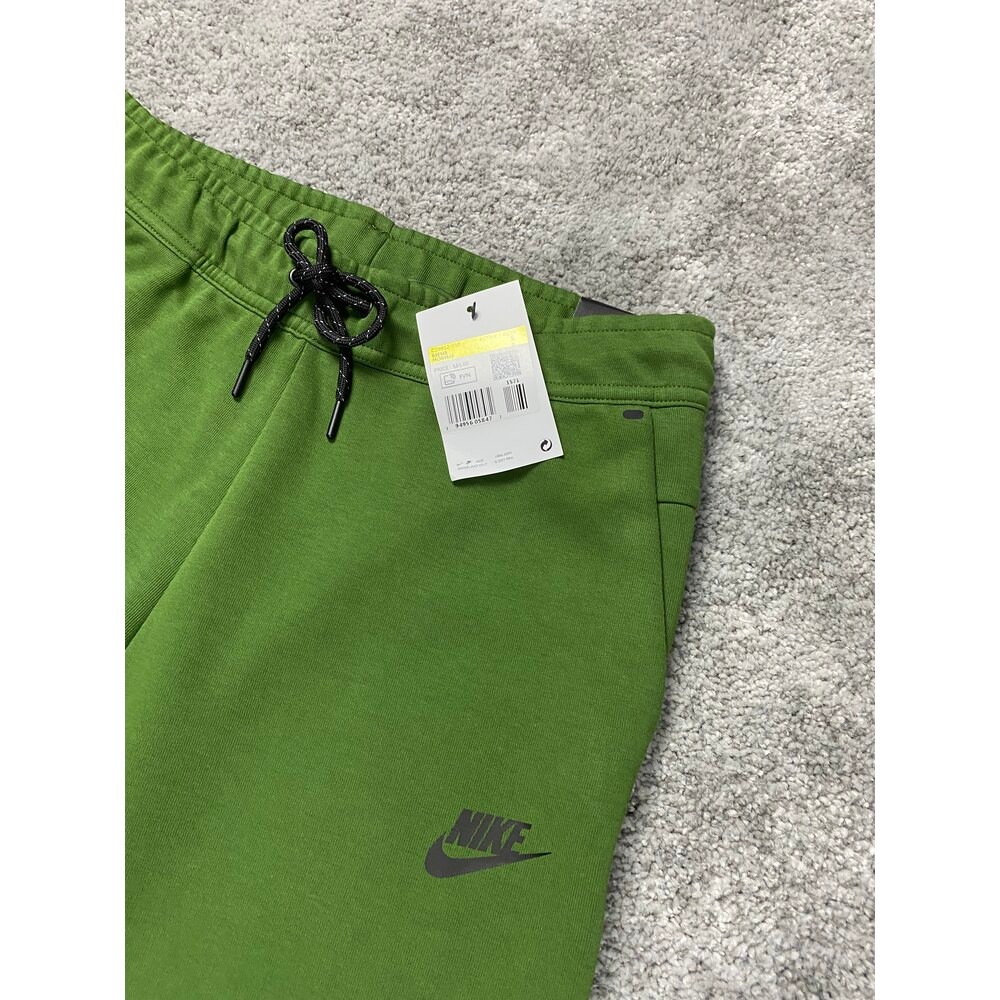 Nike Tech Fleece Short [TS06]