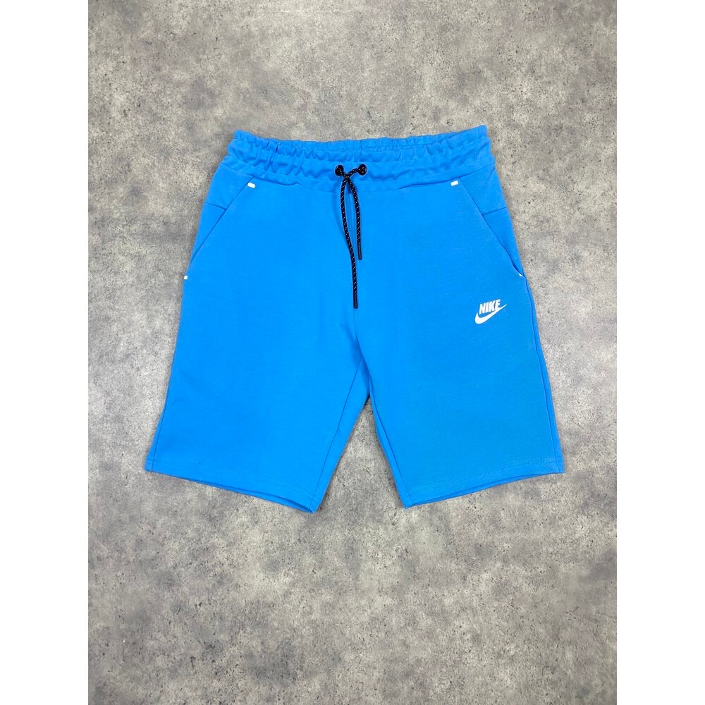 TECH FLEECE SHORT