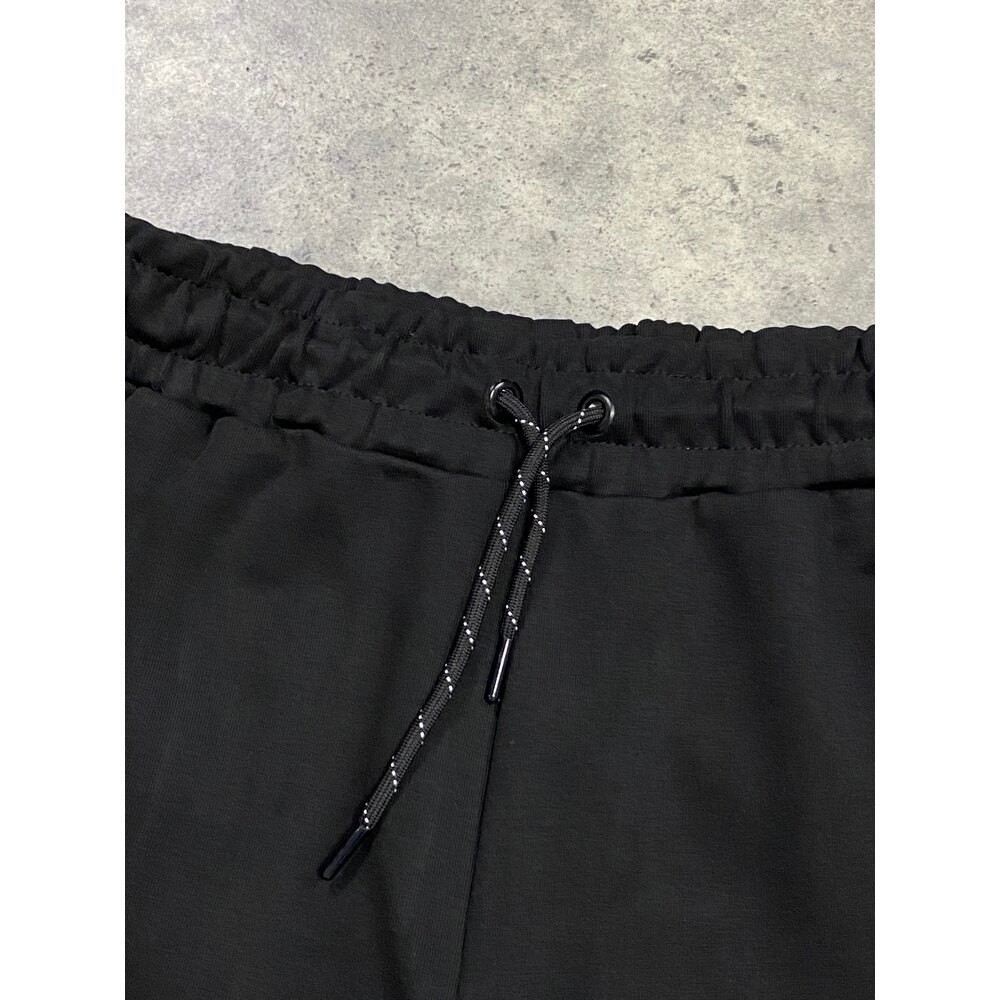 NIKE SHORT
