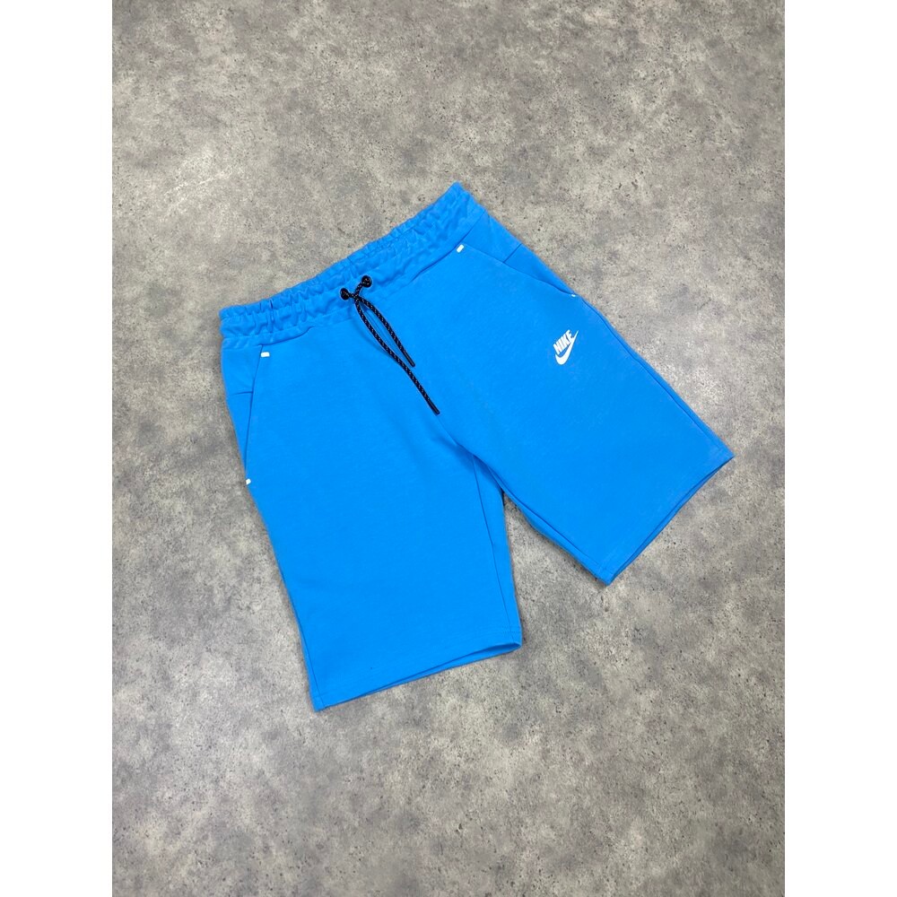 TECH FLEECE SHORT