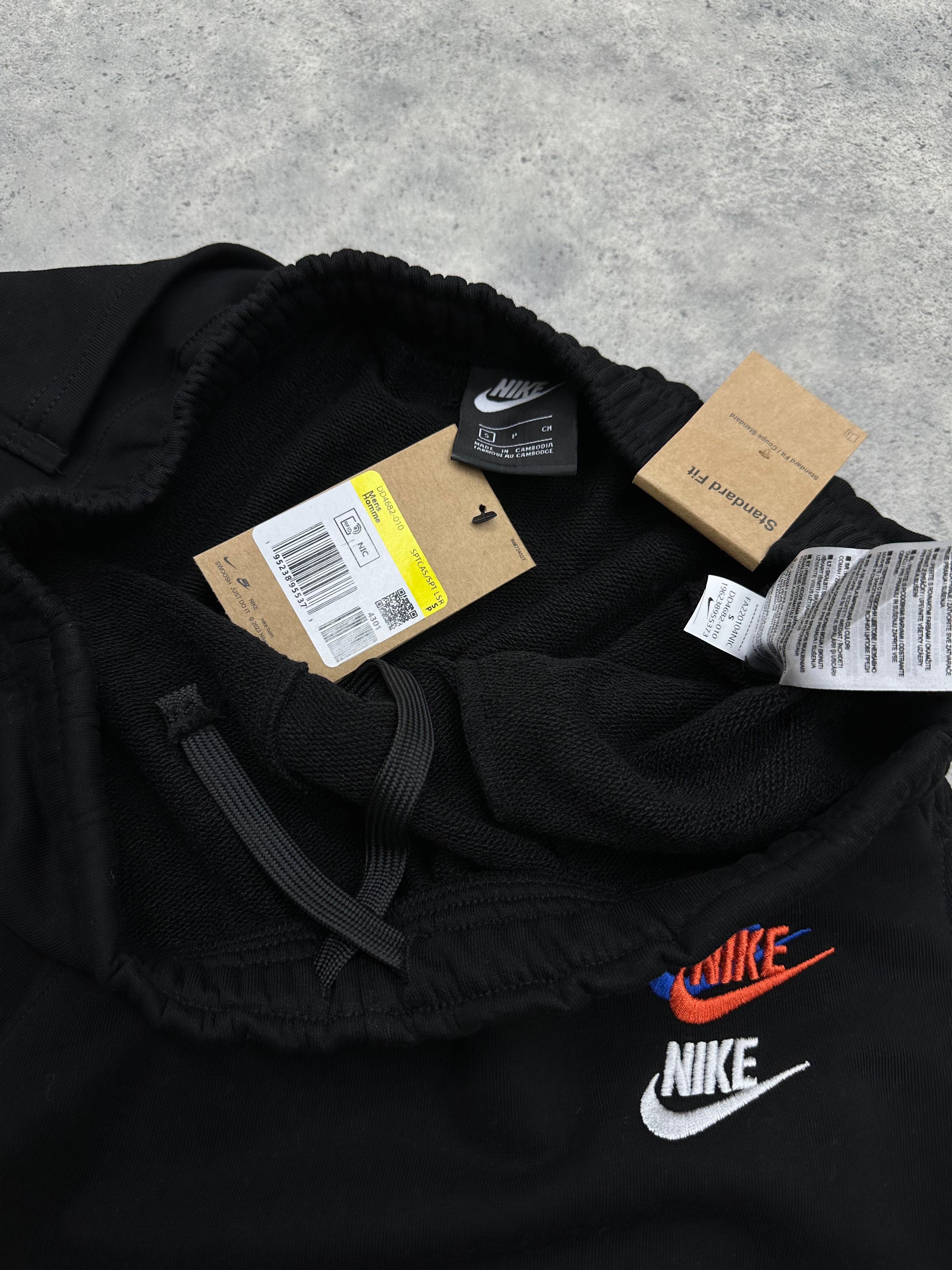 Nike Essentials+ Short S11