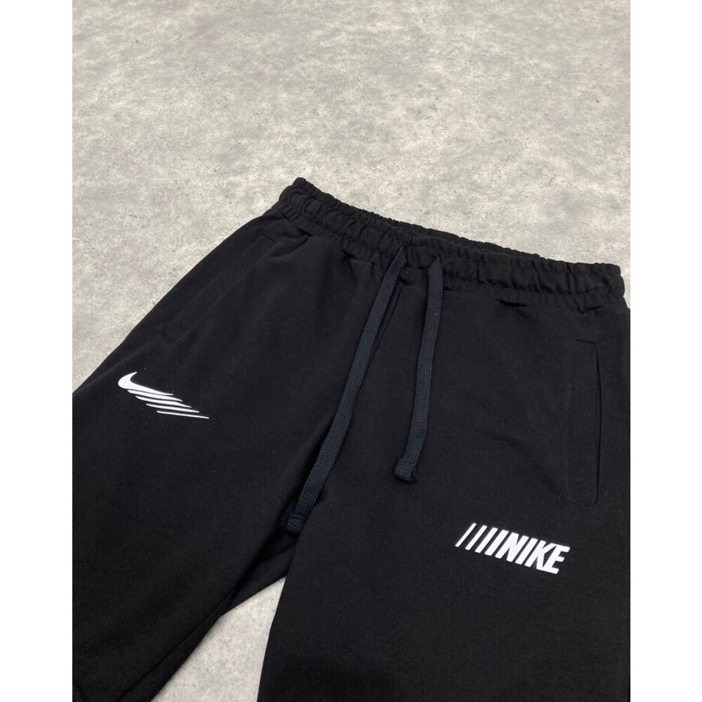 NIKE SHORT