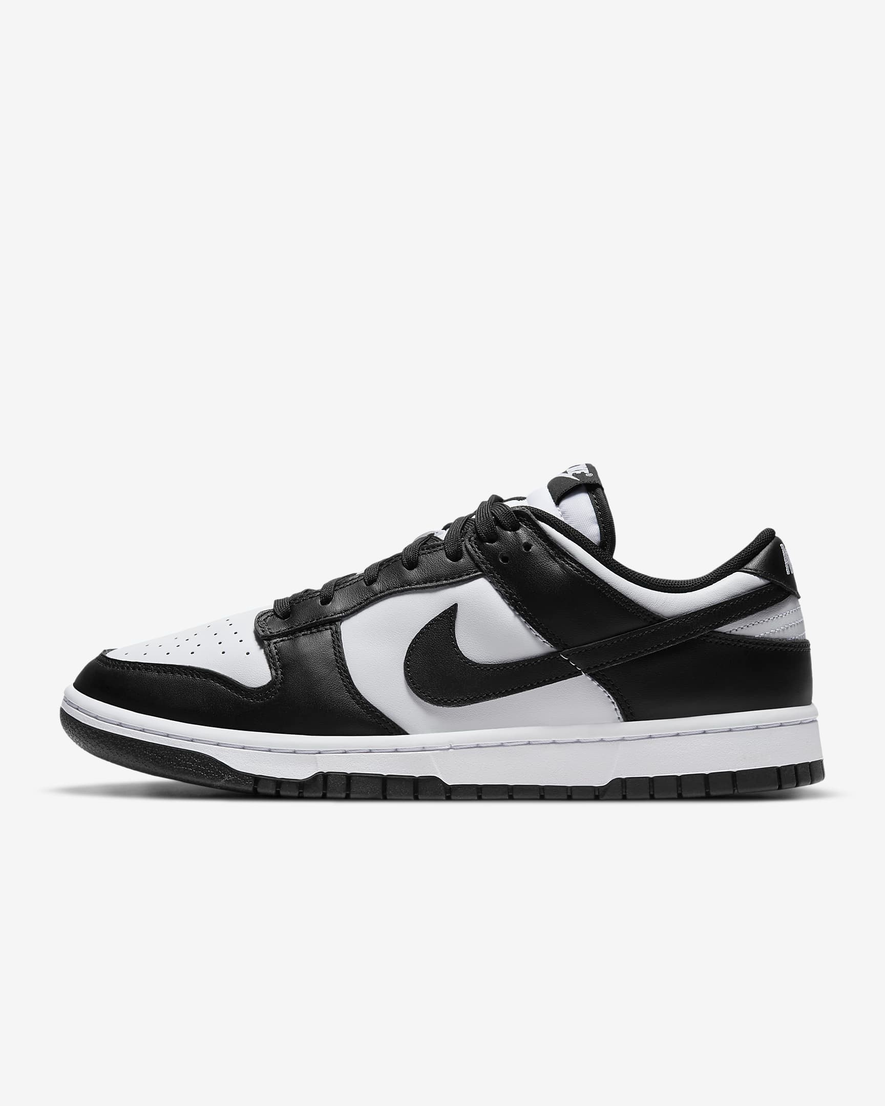 Nike Dunk Low - Black / White