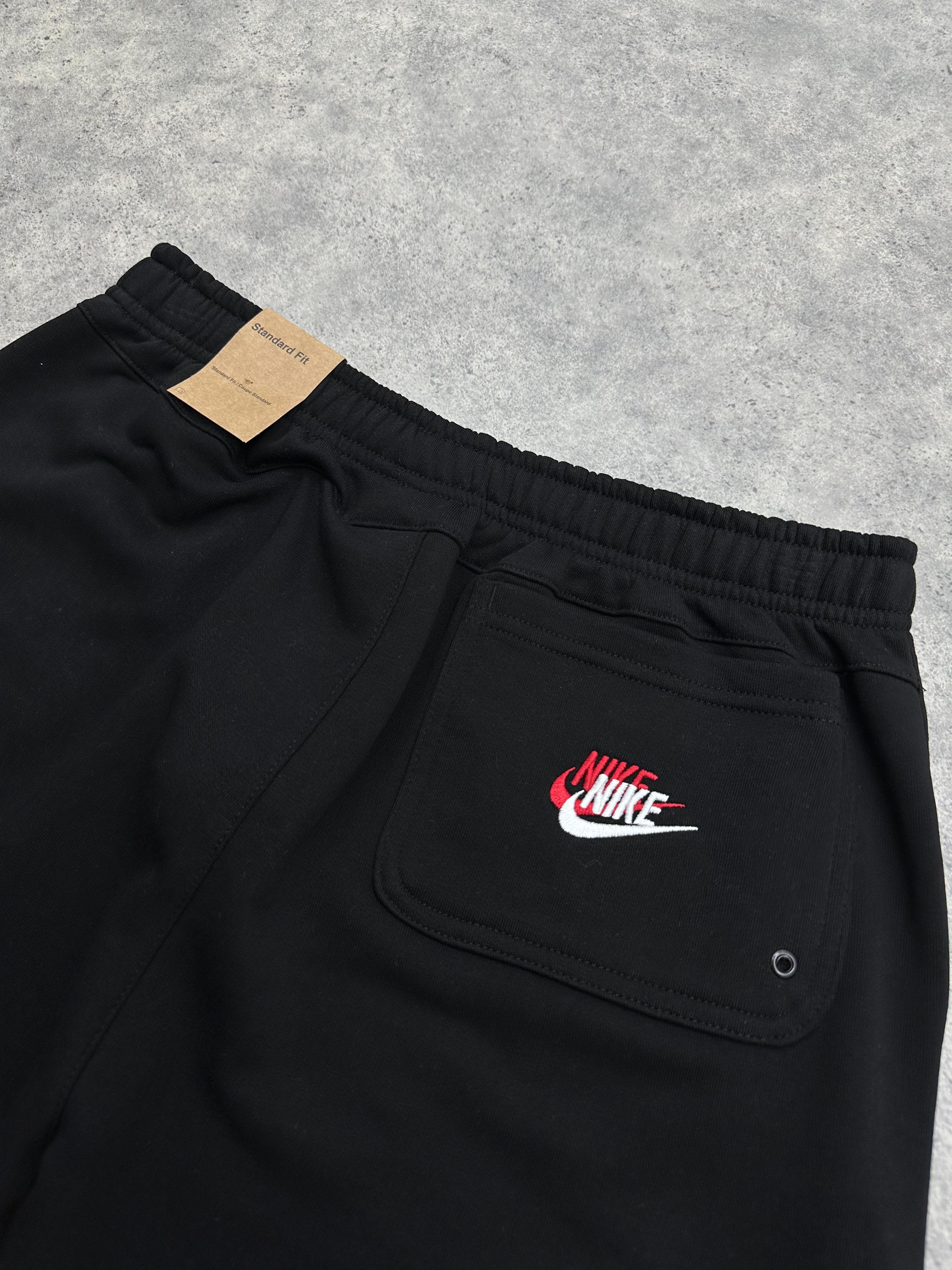 Nike Essentials+ Short S11