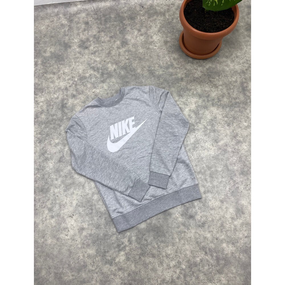 Nike Classic Sweatshirt
