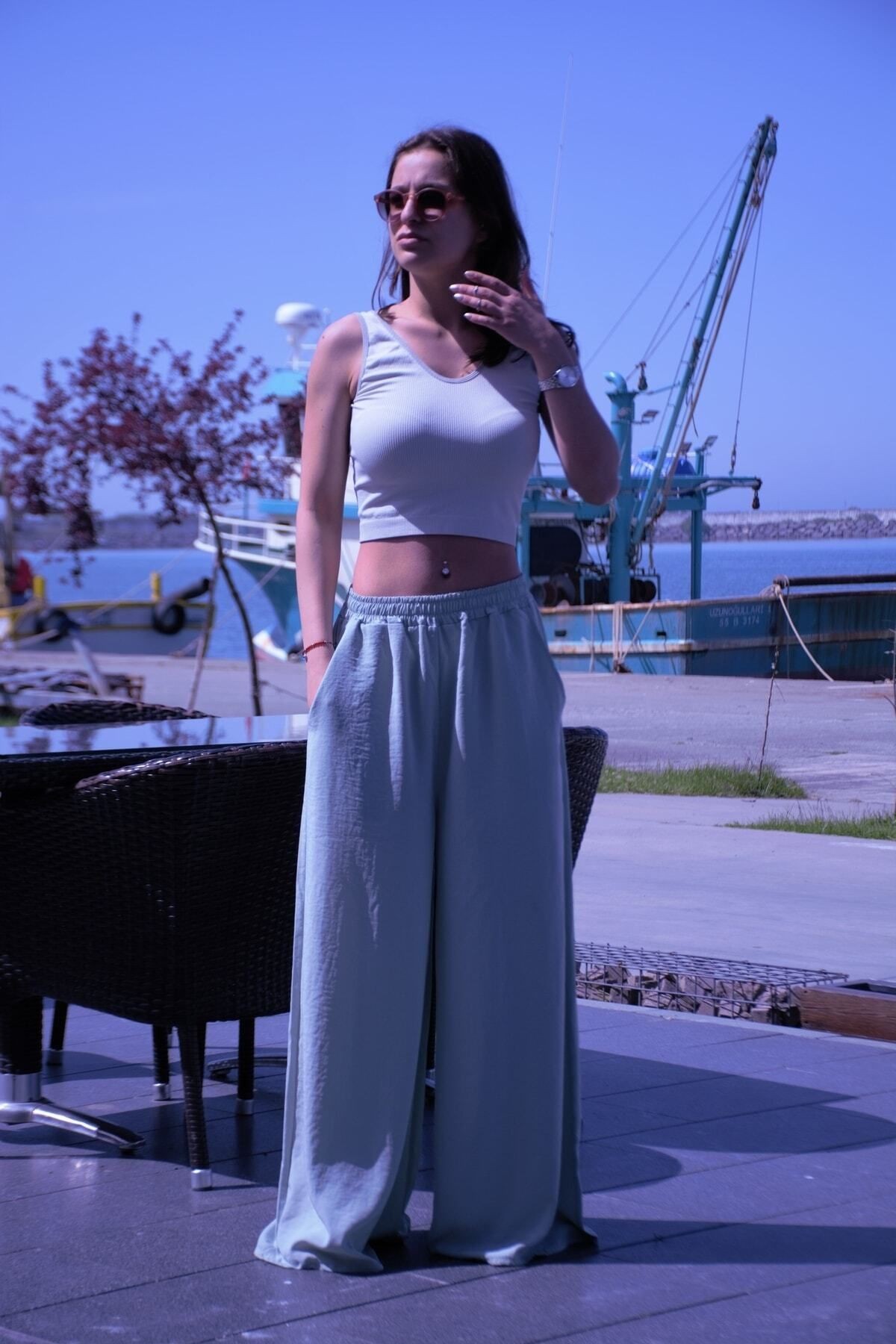 Kadın Su Yeşili Mint Beli Lastikli Iki Cepli Bol Paça Salaş Oversize Yazlık Pantolon 3391