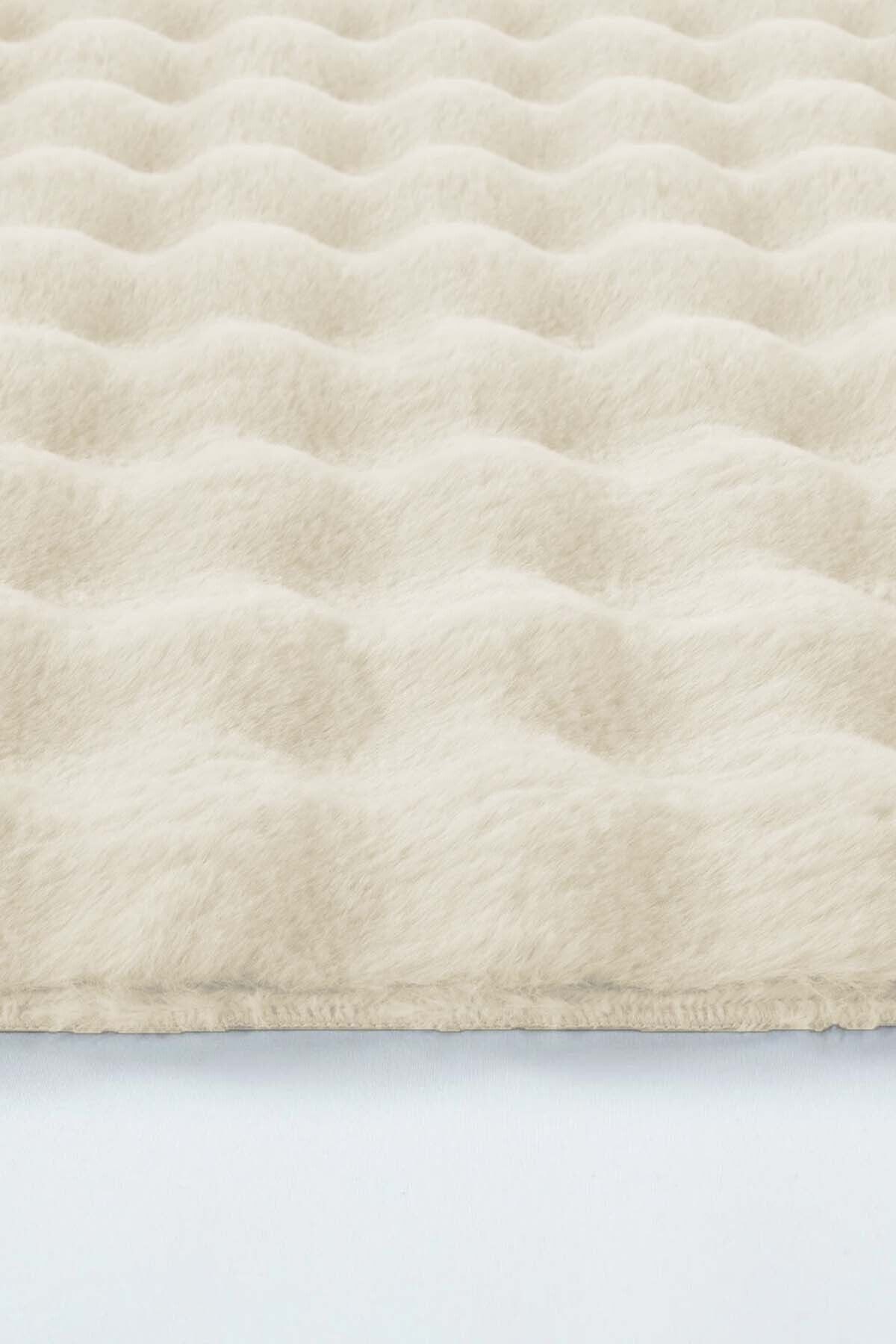 Krem Yumuşak Bubble Kaymaz Özel Taban Peluş Halı Yolluk