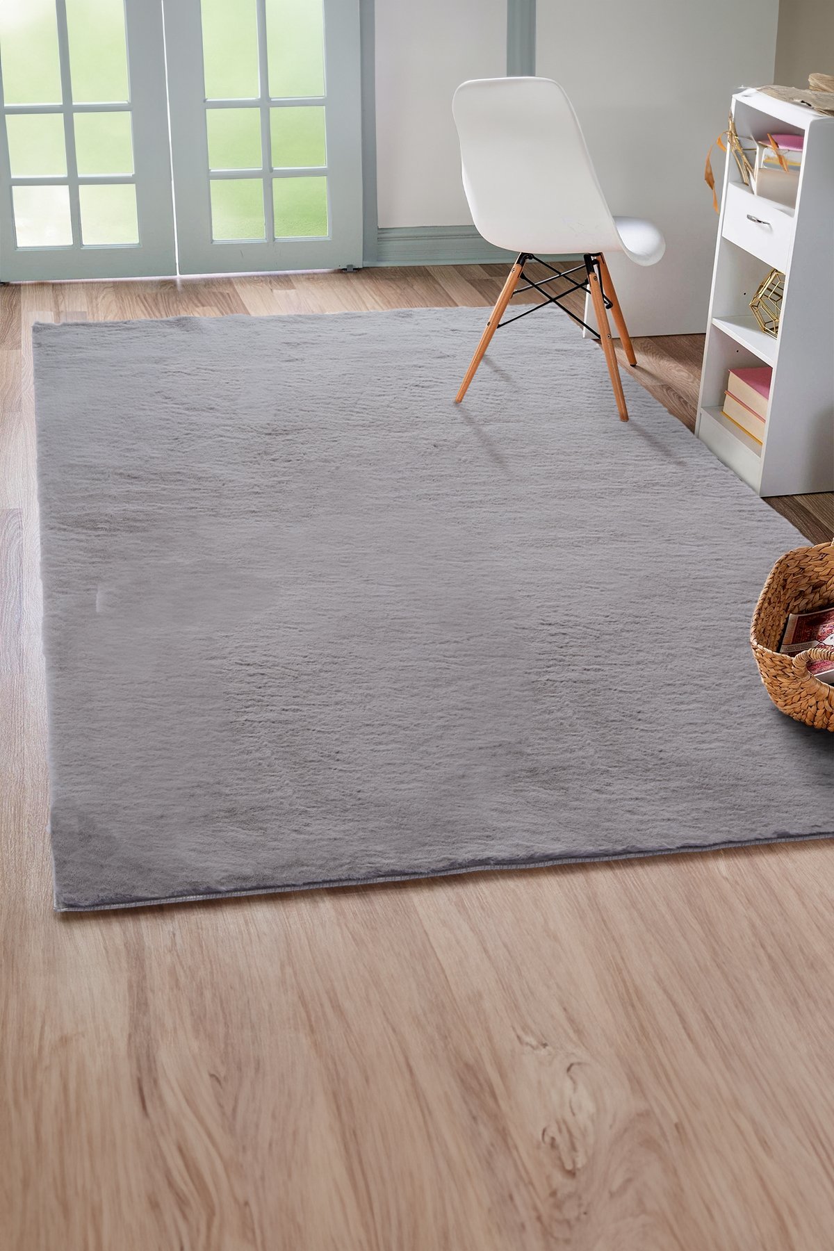 Gümüş Tavşan Tüyü Yumuşak Kaymaz Özel Taban Peluş Halı Yolluk