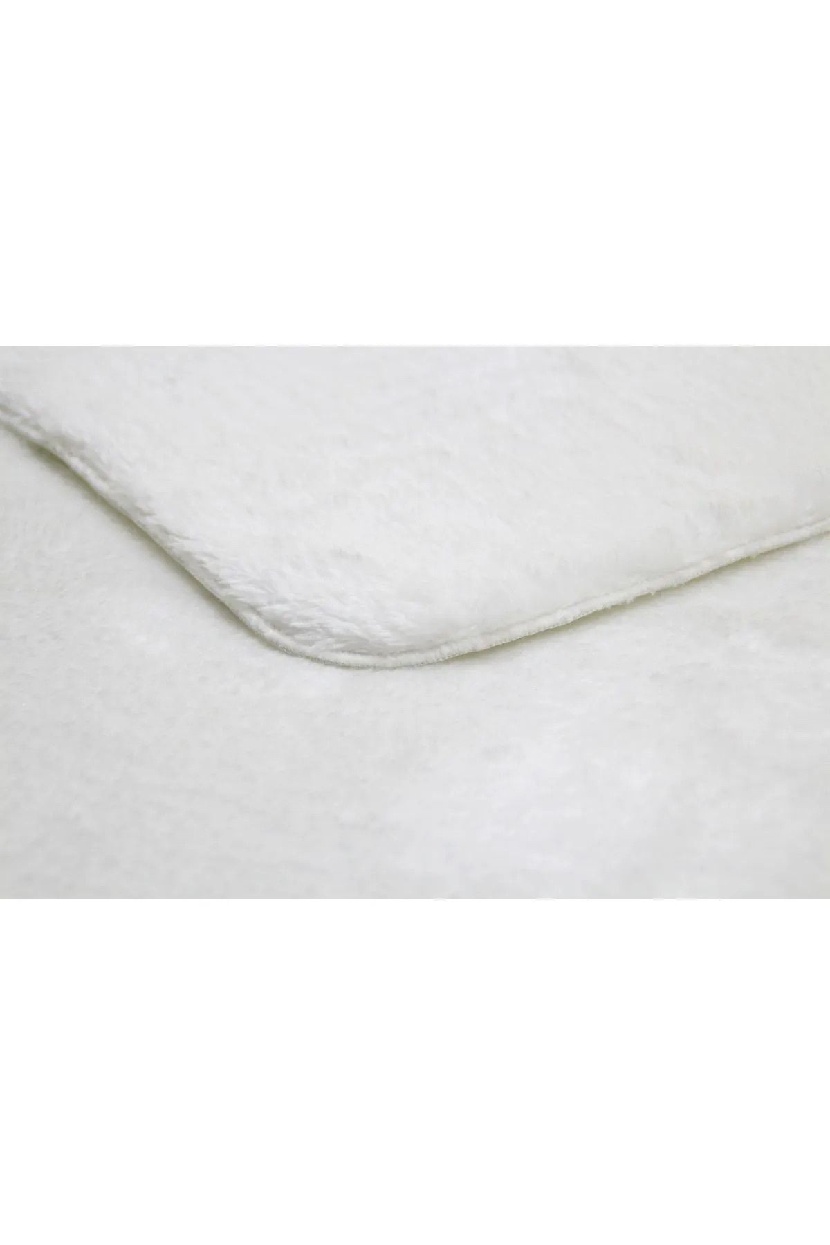 Oval Kesme Yolluk Kaymaz Taban Kalın Yumuşak Peluş Halı Özel Taban Beyaz