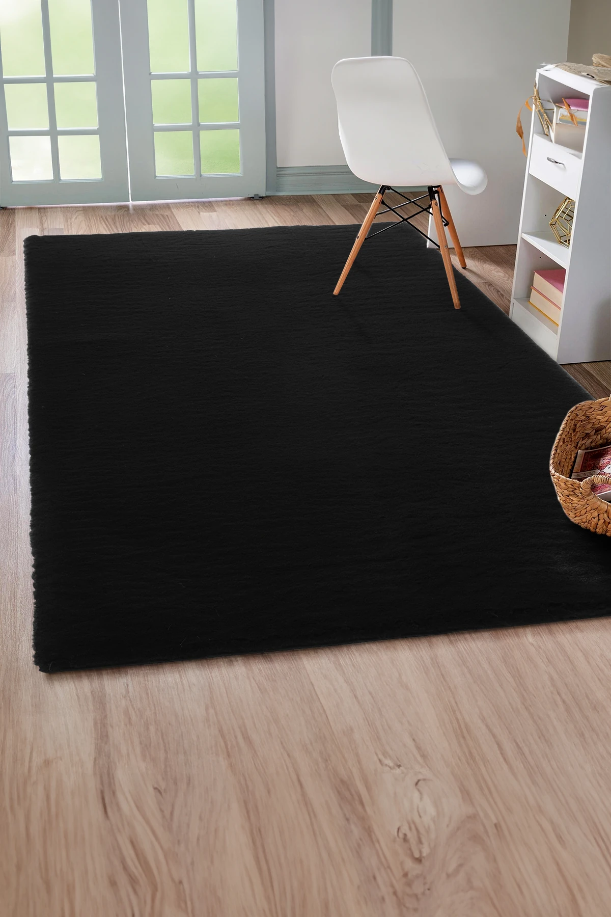 Siyah Tavşan Tüyü Yumuşak Kaymaz Özel Taban Peluş Halı Yolluk