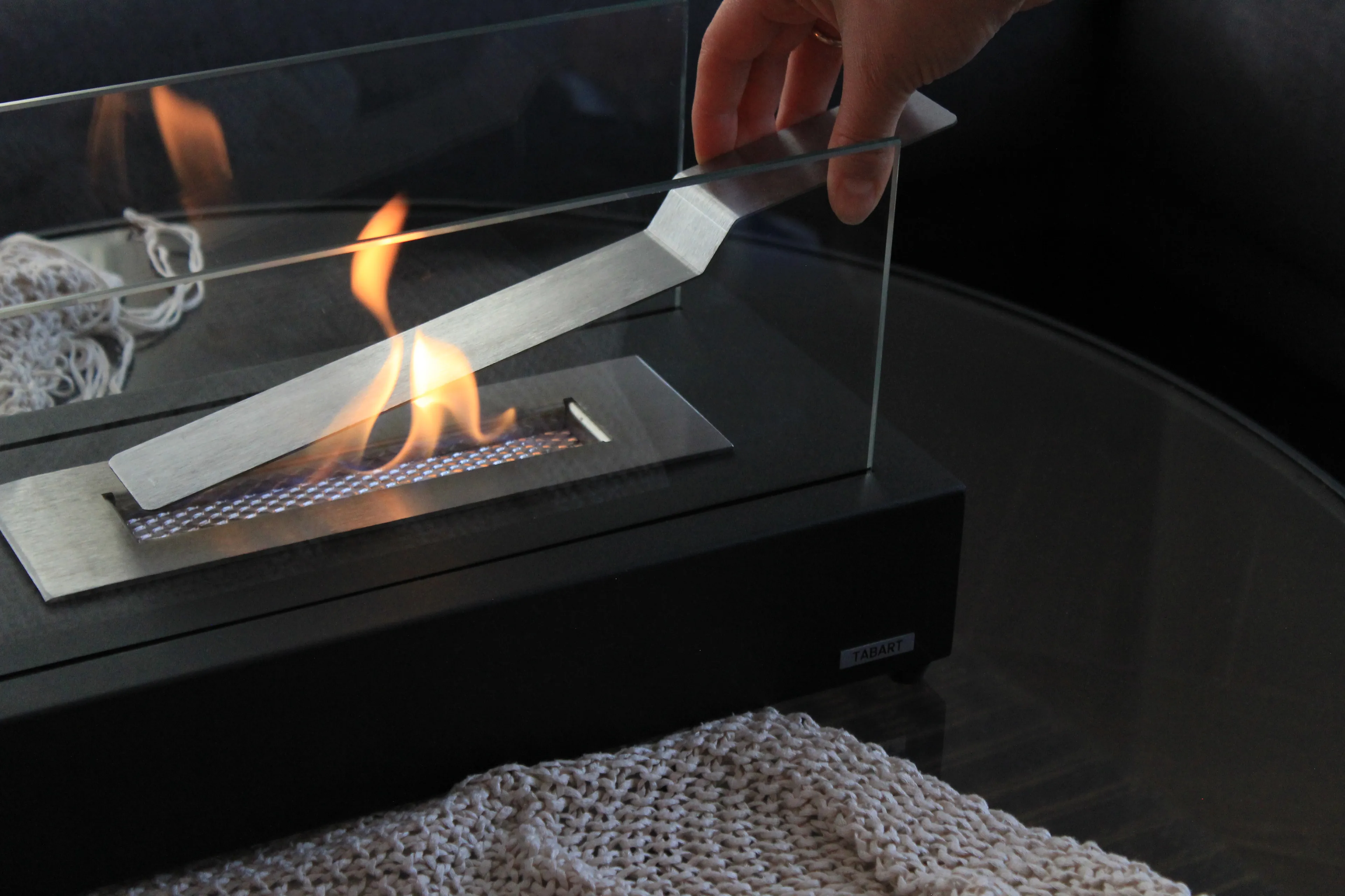 BLACK-Iron v.1 Metal Şömine +1 Litre Şömine Yakıtı