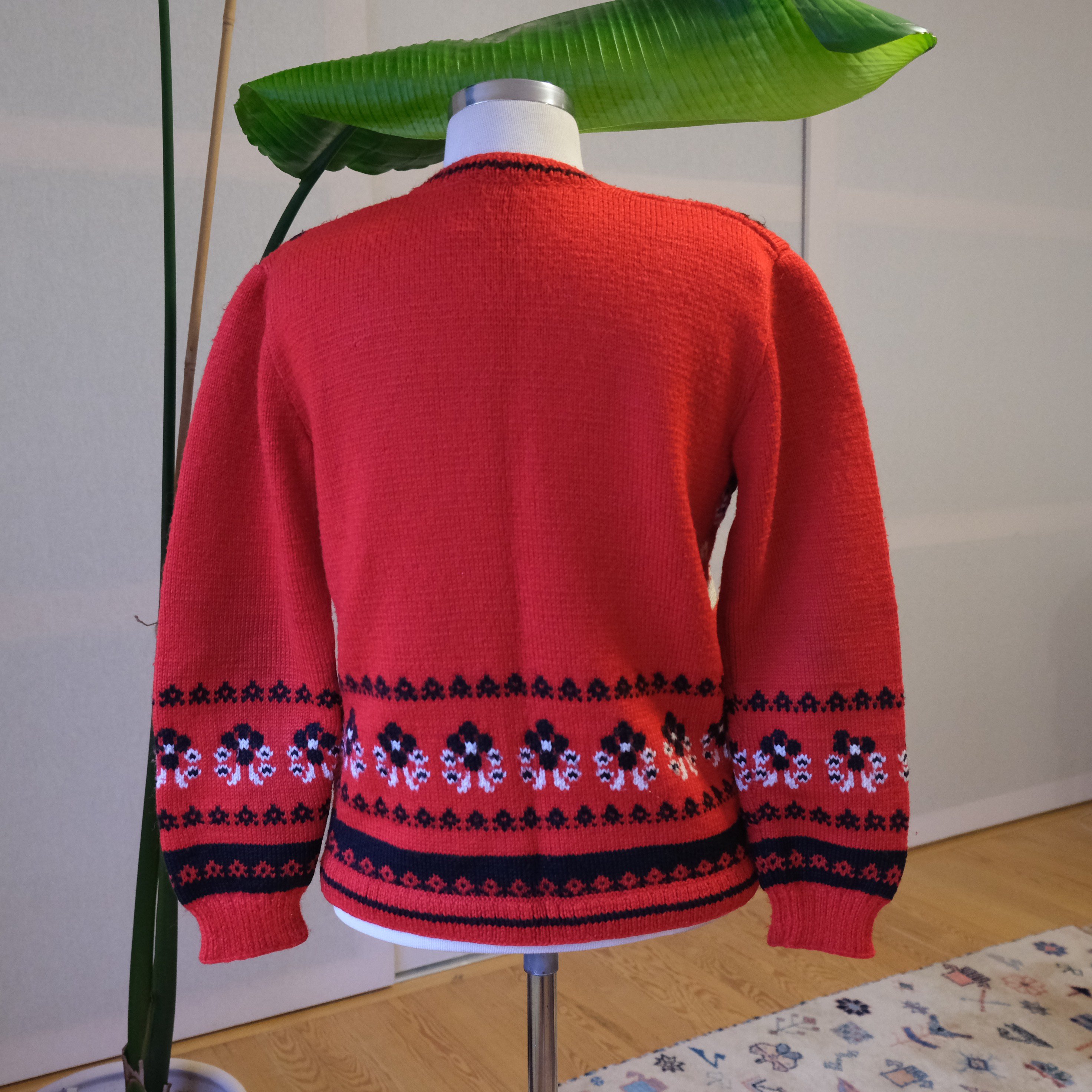 90’s Winter Pattern Wool Pullover (extremely cozy)