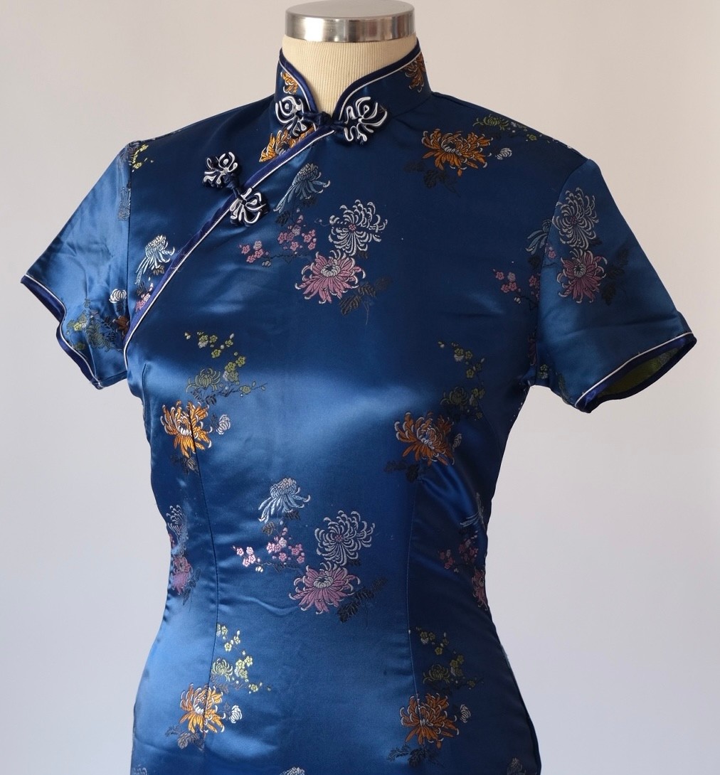 Vintage Qipao – Navy Bloom