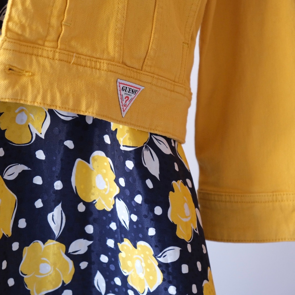 Marigold – 90s GUESS Denim Jacket
