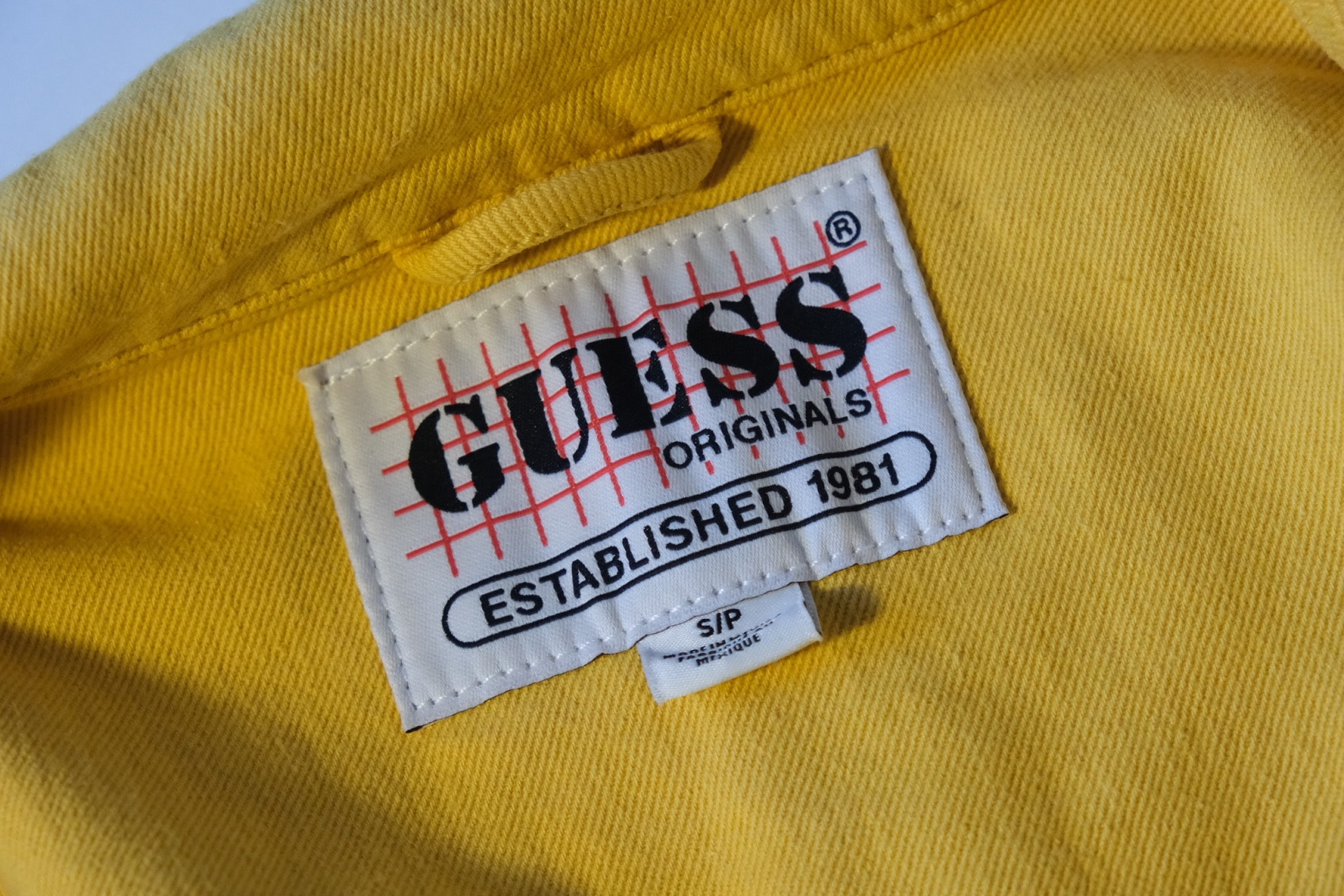 Marigold – 90s GUESS Denim Jacket
