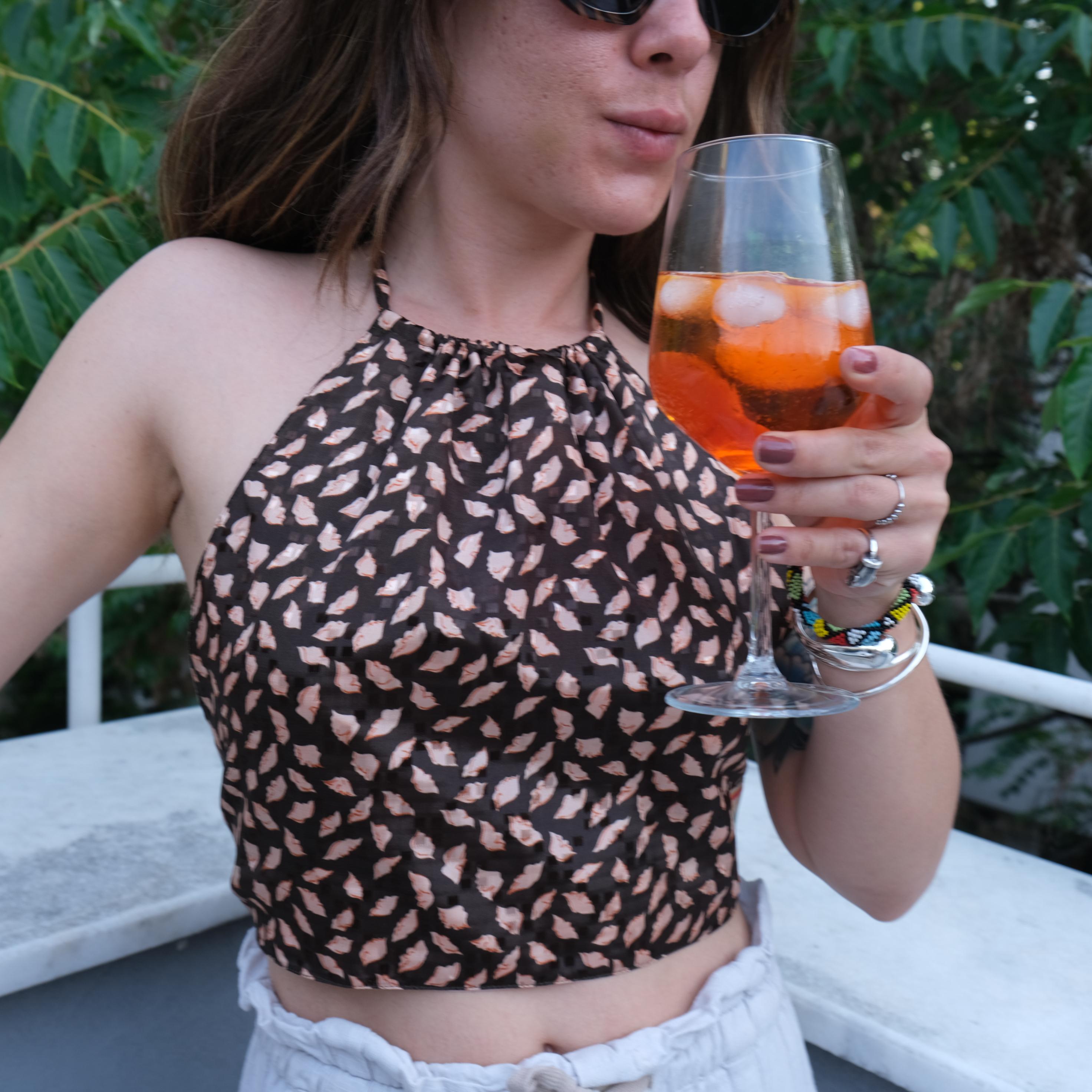 Reversible Hankie Halter Top (Breeze Blooms)