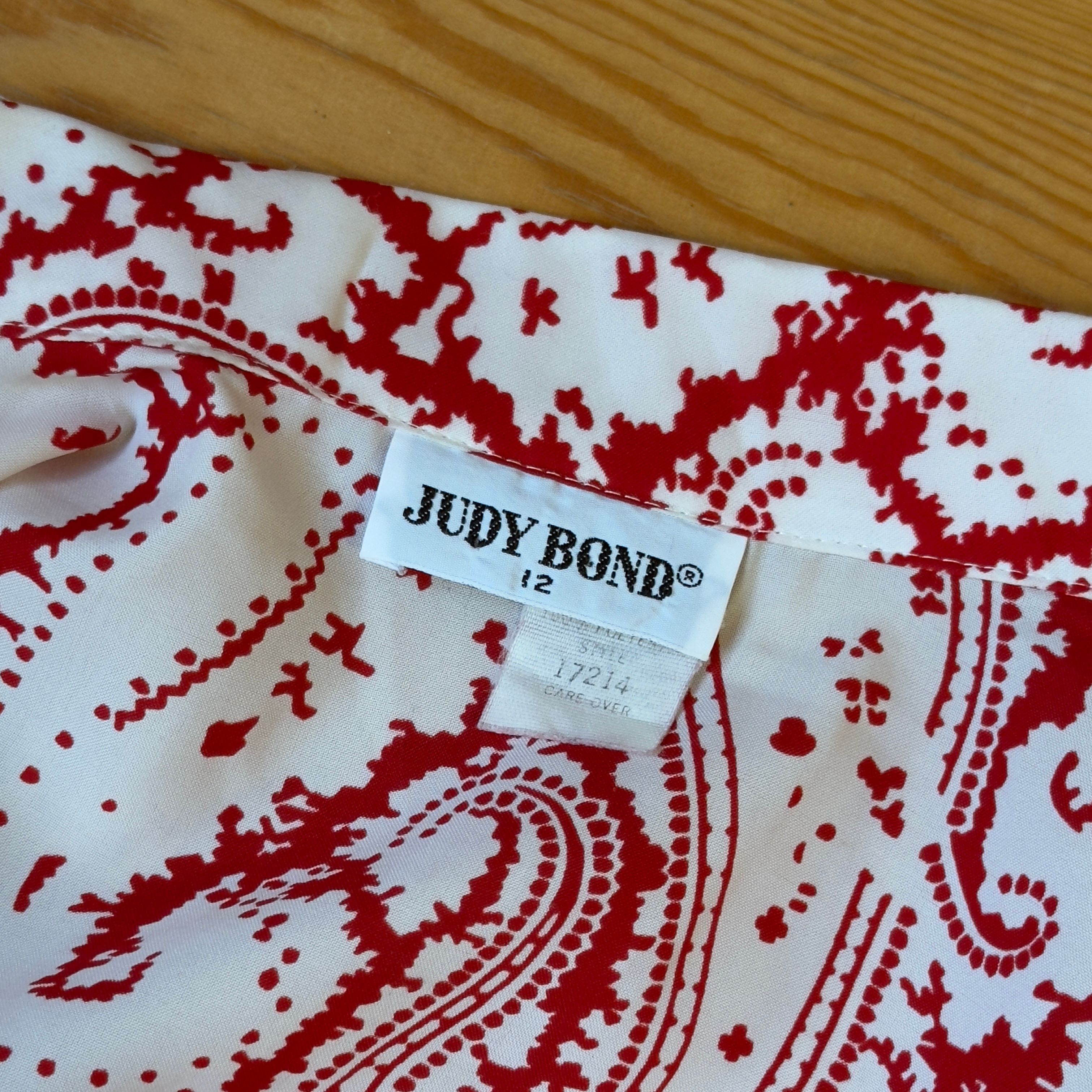 Judy Bond Paisley Flair