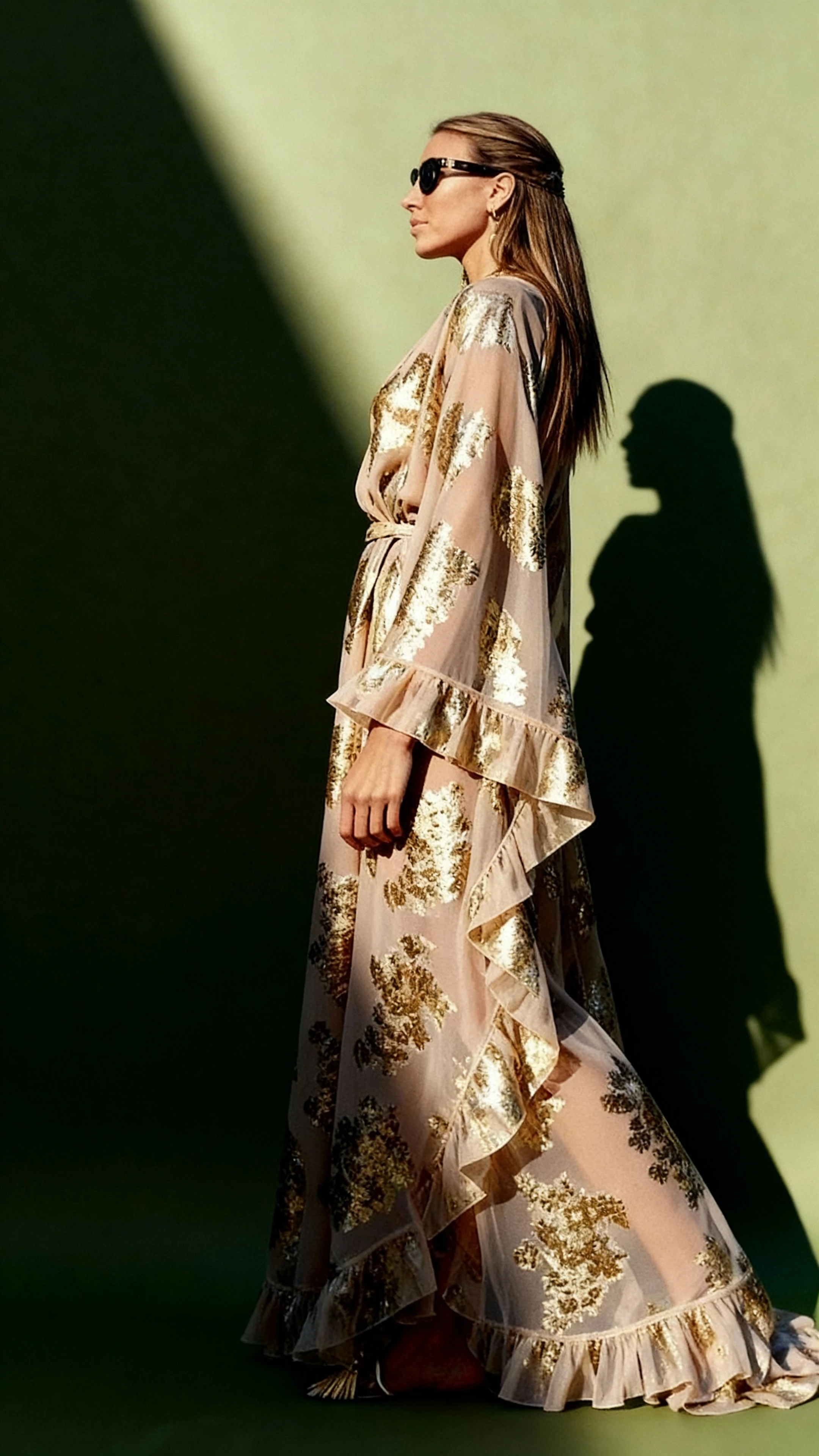 Altın Brokarlı Şifon Toz Pembe Elbise