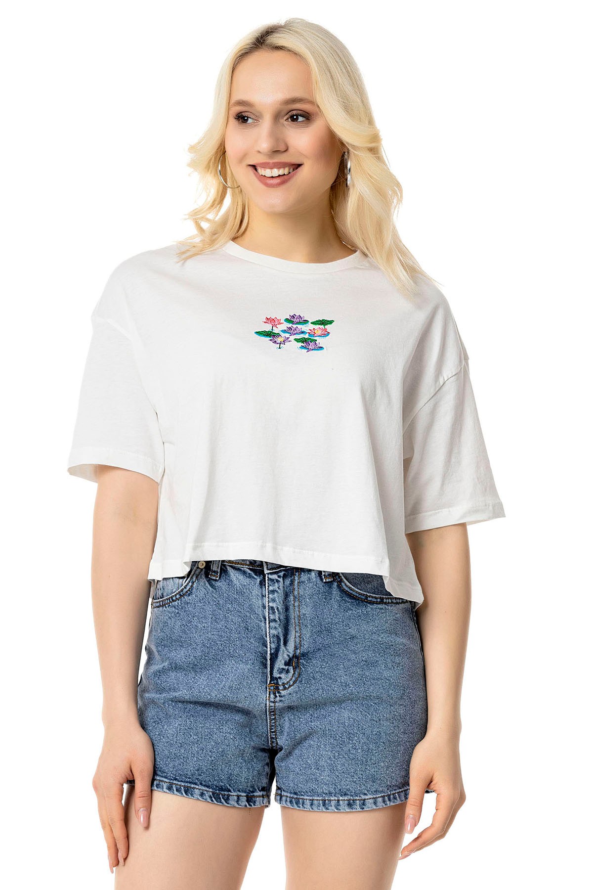 Lotus Crop T-Shirt