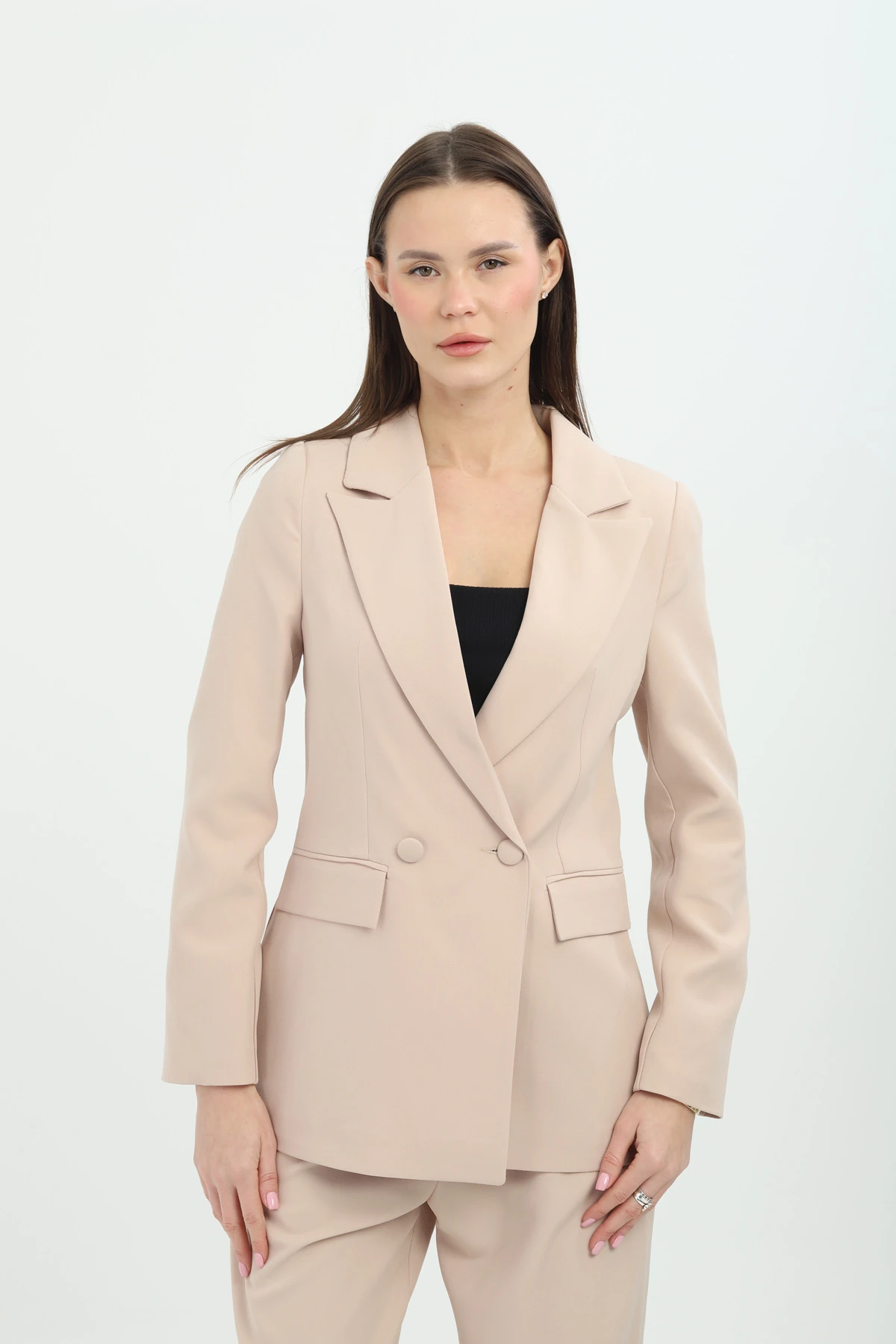 İki Düğmeli Bej Kruvaze Ceket