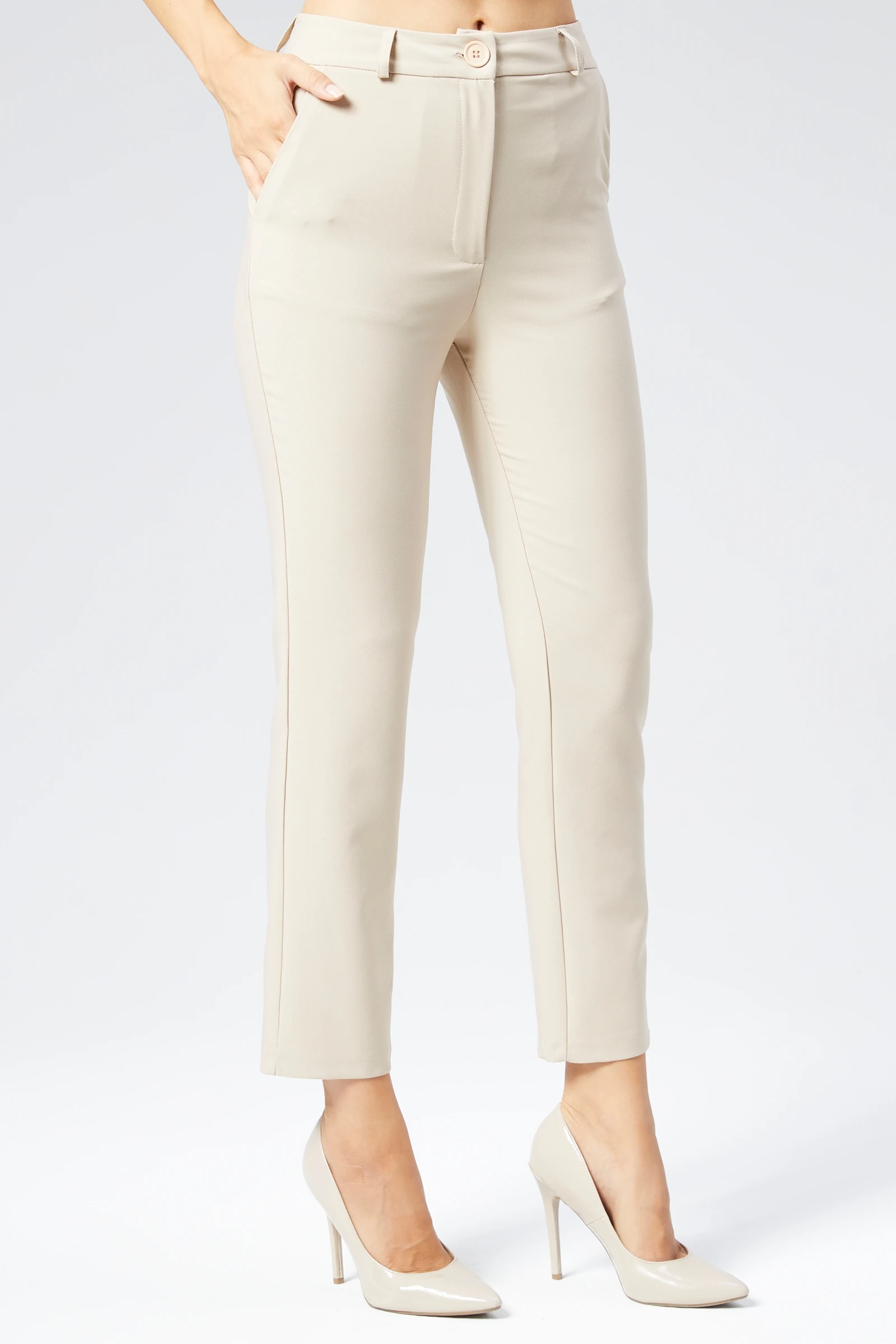 Kadın Klasik Dar Paça Bilek Boy Havuç Pantolon