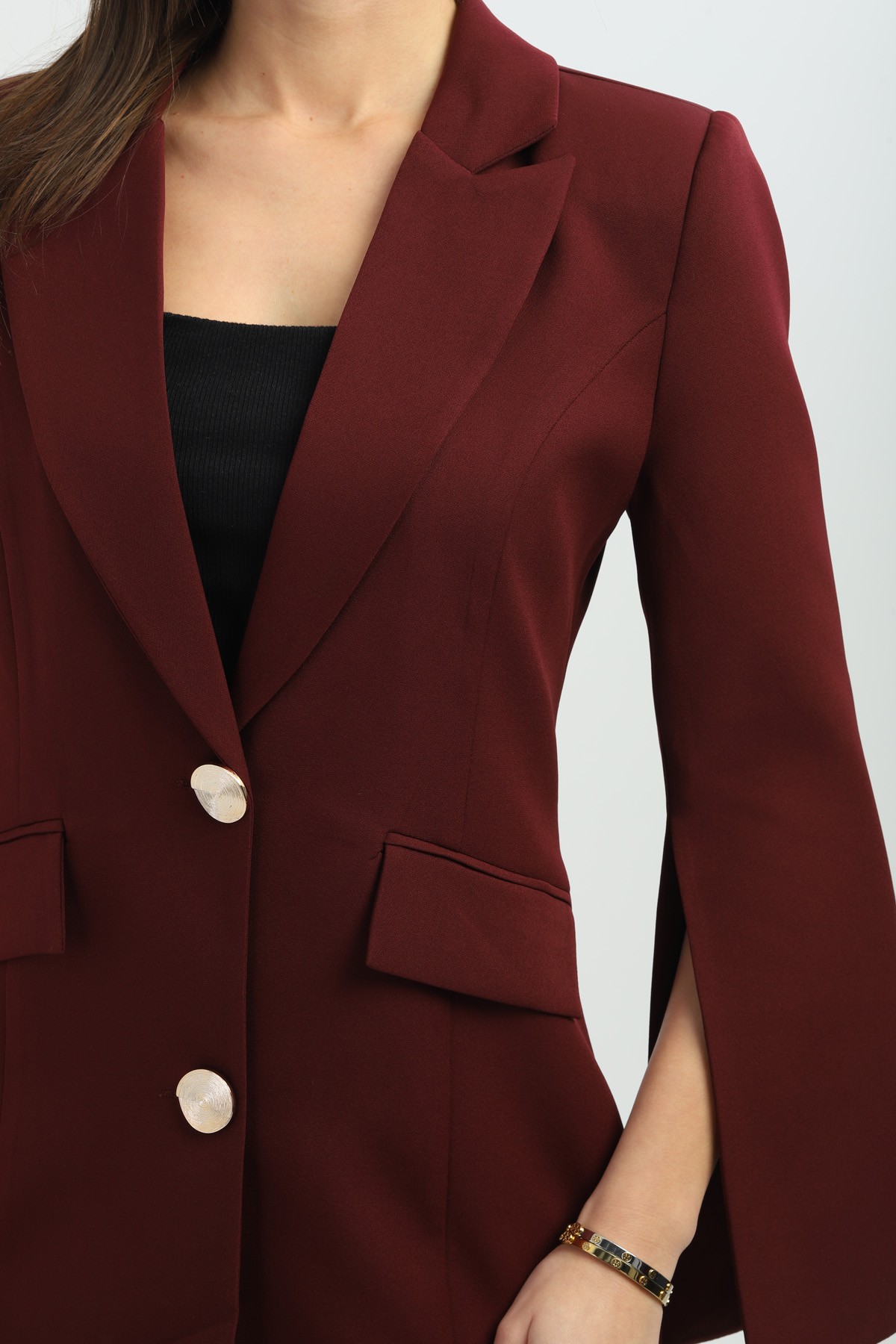 Yırtmaç Detaylı Bordo Blazer Ceket ve Pantolon Takım Gold Düğmeli