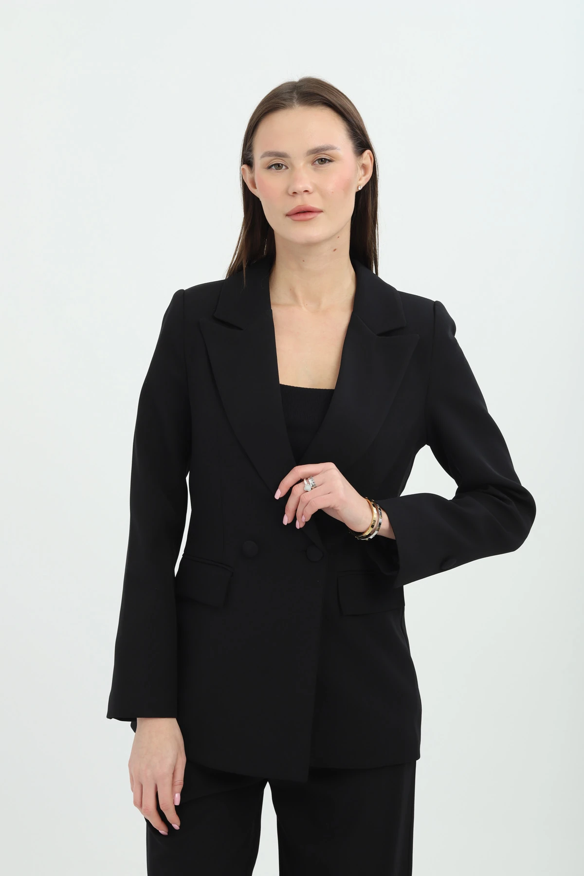 İki Düğmeli Siyah Kruvaze Ceket