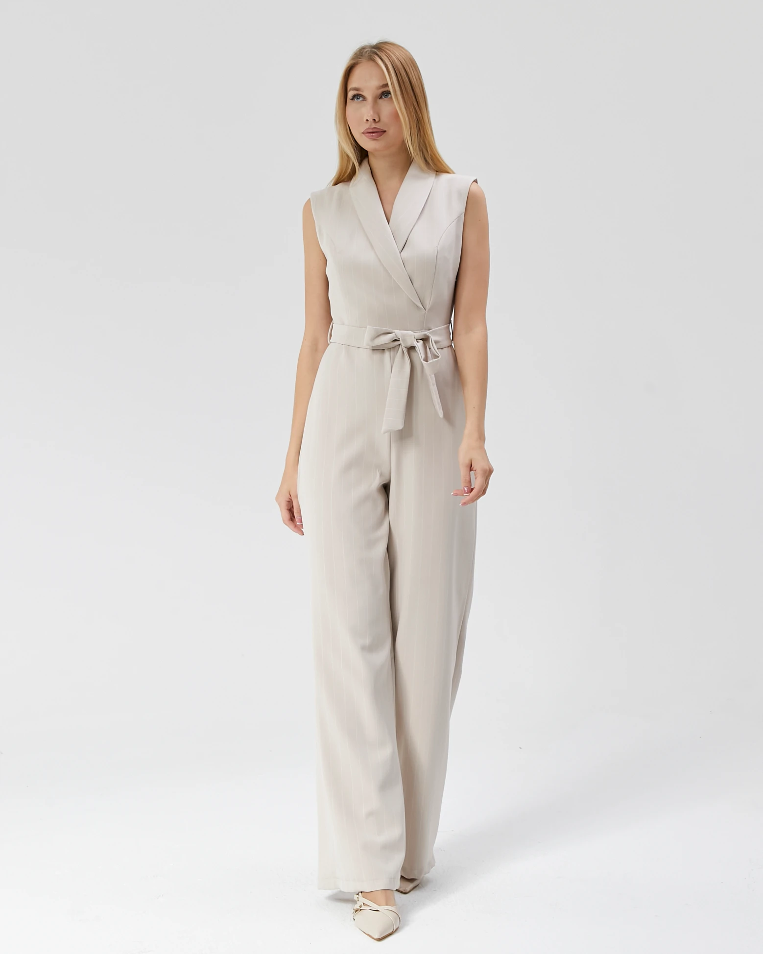 Kadın Çizgili Kuşaklı Kumaş Tulum - Bej