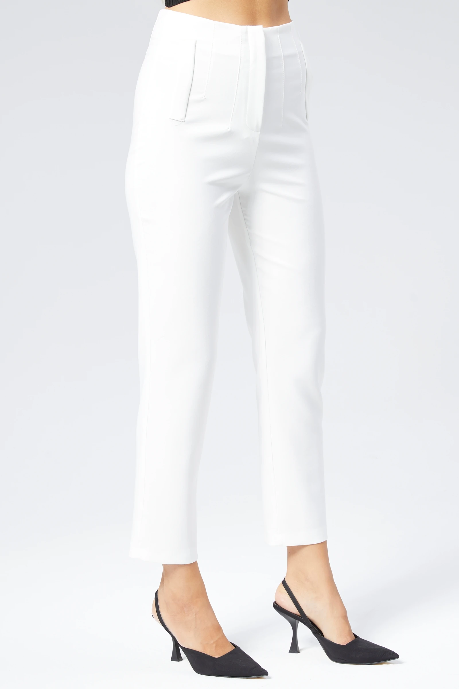 Kadın Yüksek Bel Cep Detaylı Dar Paça Bilek Boy Kumaş Pantolon